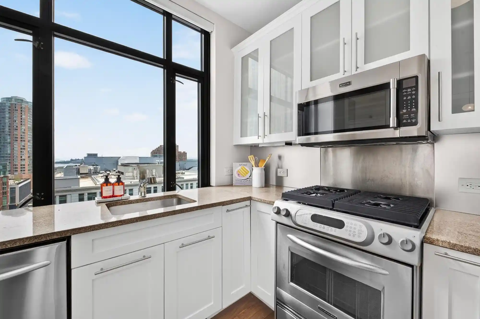 5th image of 105 Greene St #1304, Jersey City, NJ 07302 | MLS# 260014114