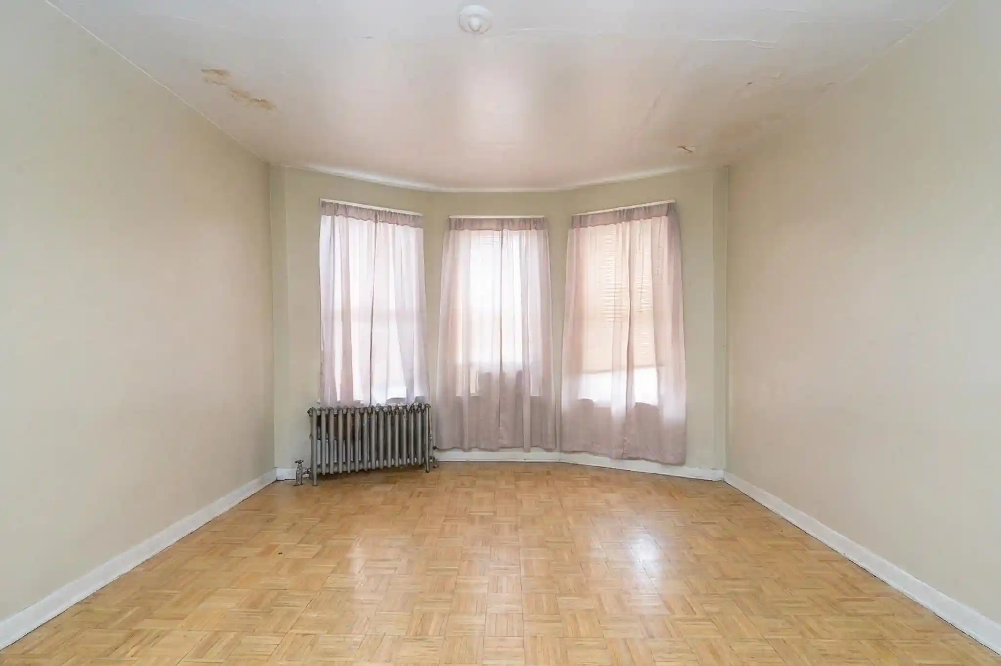 4th image of 216 Bayview Ave, Jersey City, NJ 07305 | MLS# 260014121