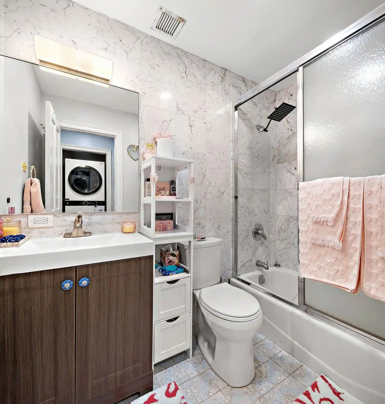 2nd image of 110 Shearwater Ct E, Jersey City, NJ 07305