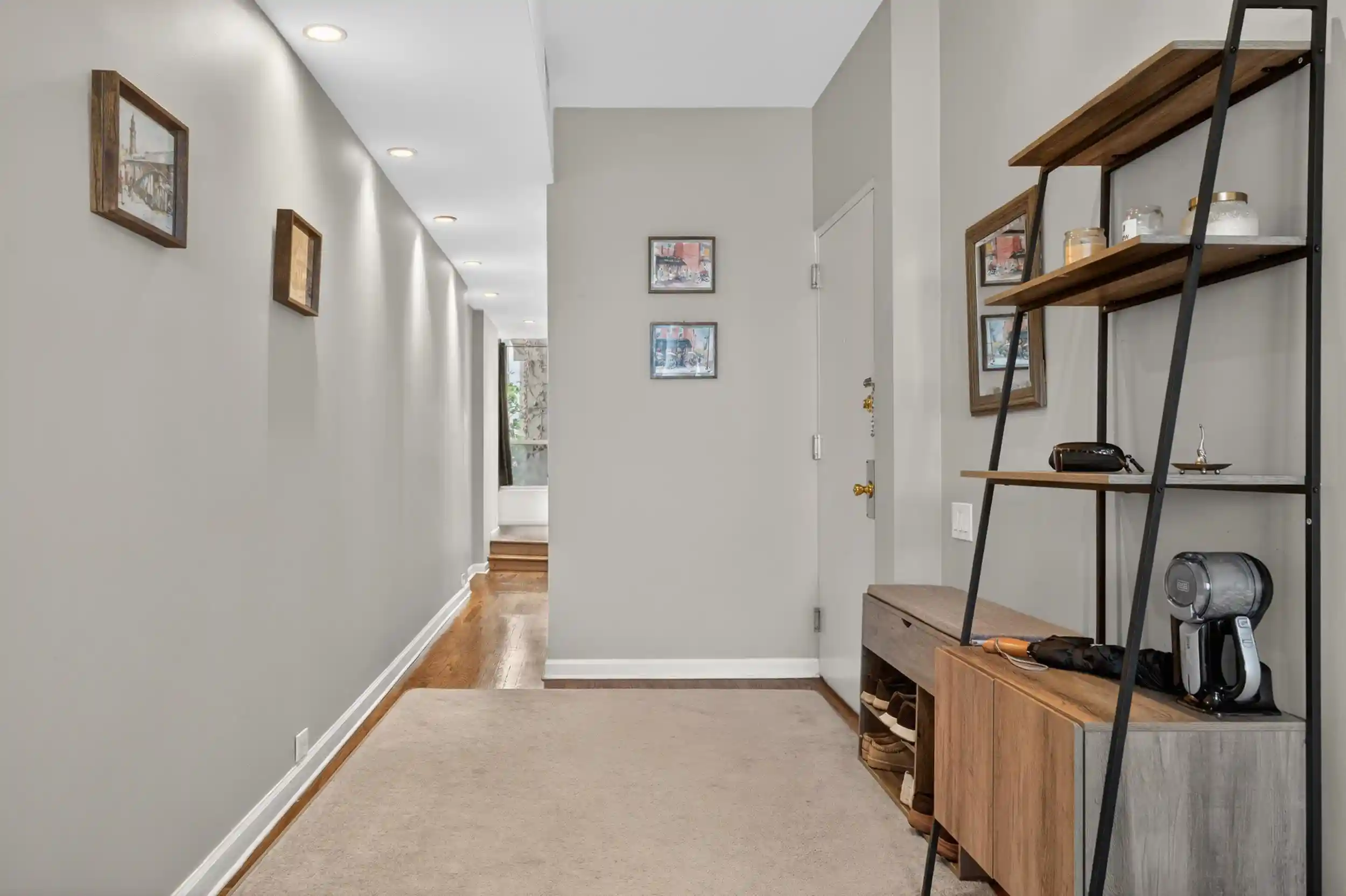 2nd image of 117 Bloomfield St, Hoboken, NJ 07030