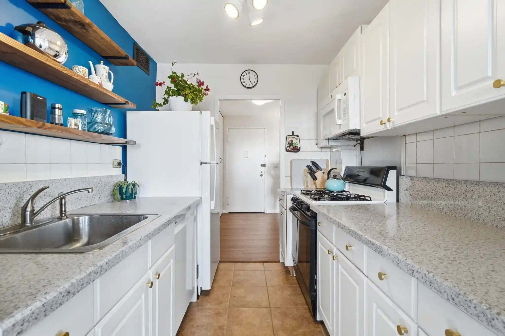 Photo 2 of Sale Pending at 6600 Boulevard E #11G, West New York, NJ 07093 | MLS# 260014334 | Listing updated on 2026-09-04