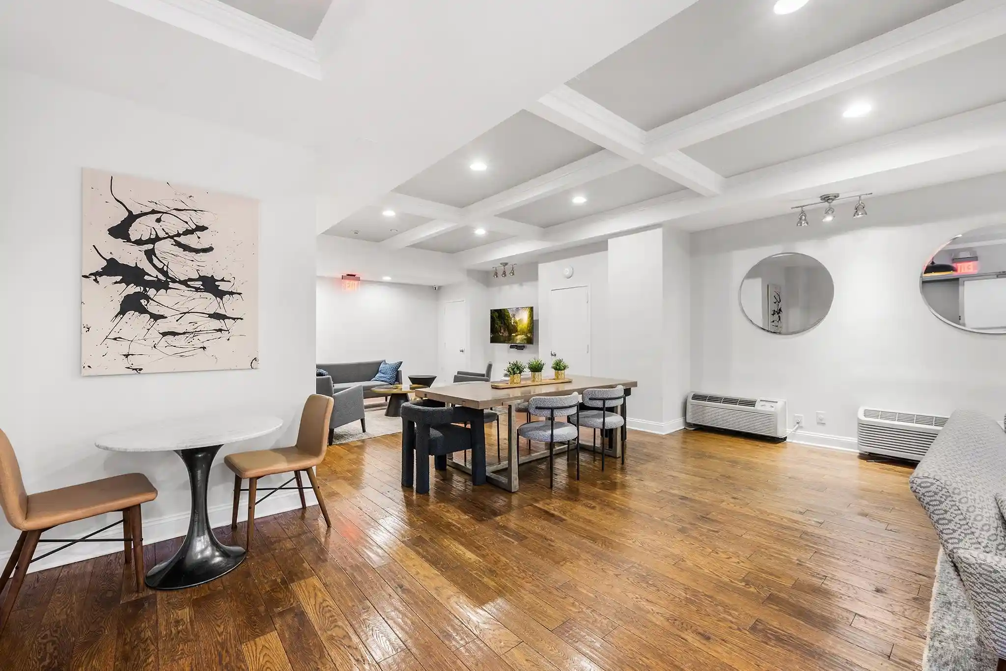 2nd image of 100 Manhattan Ave, Union City, NJ 07087