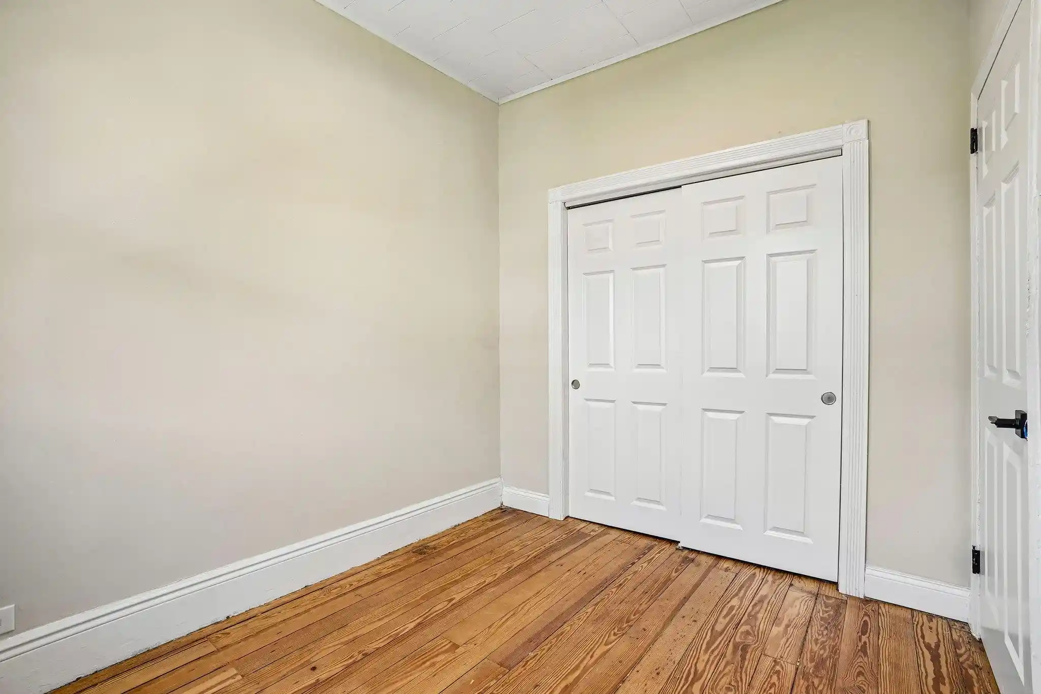 5th image of 310 25Th St, Union City, NJ 07087 | MLS# 260014425