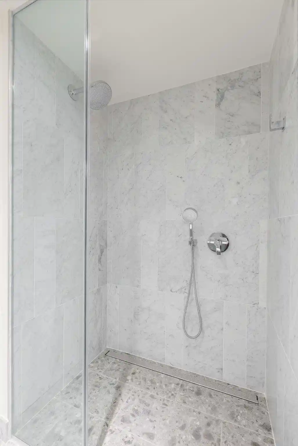 3rd image of 387 8Th St #3B, Jersey City, NJ 07302 | MLS# 260014460