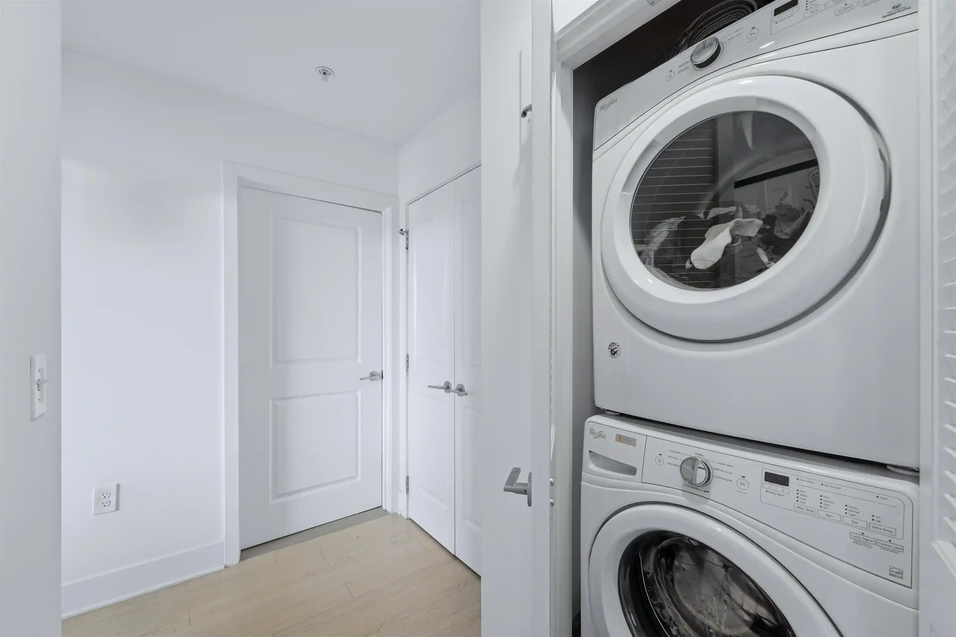 3rd image of 1400 Hudson St #807, Hoboken, NJ 07030 | MLS# 260014483
