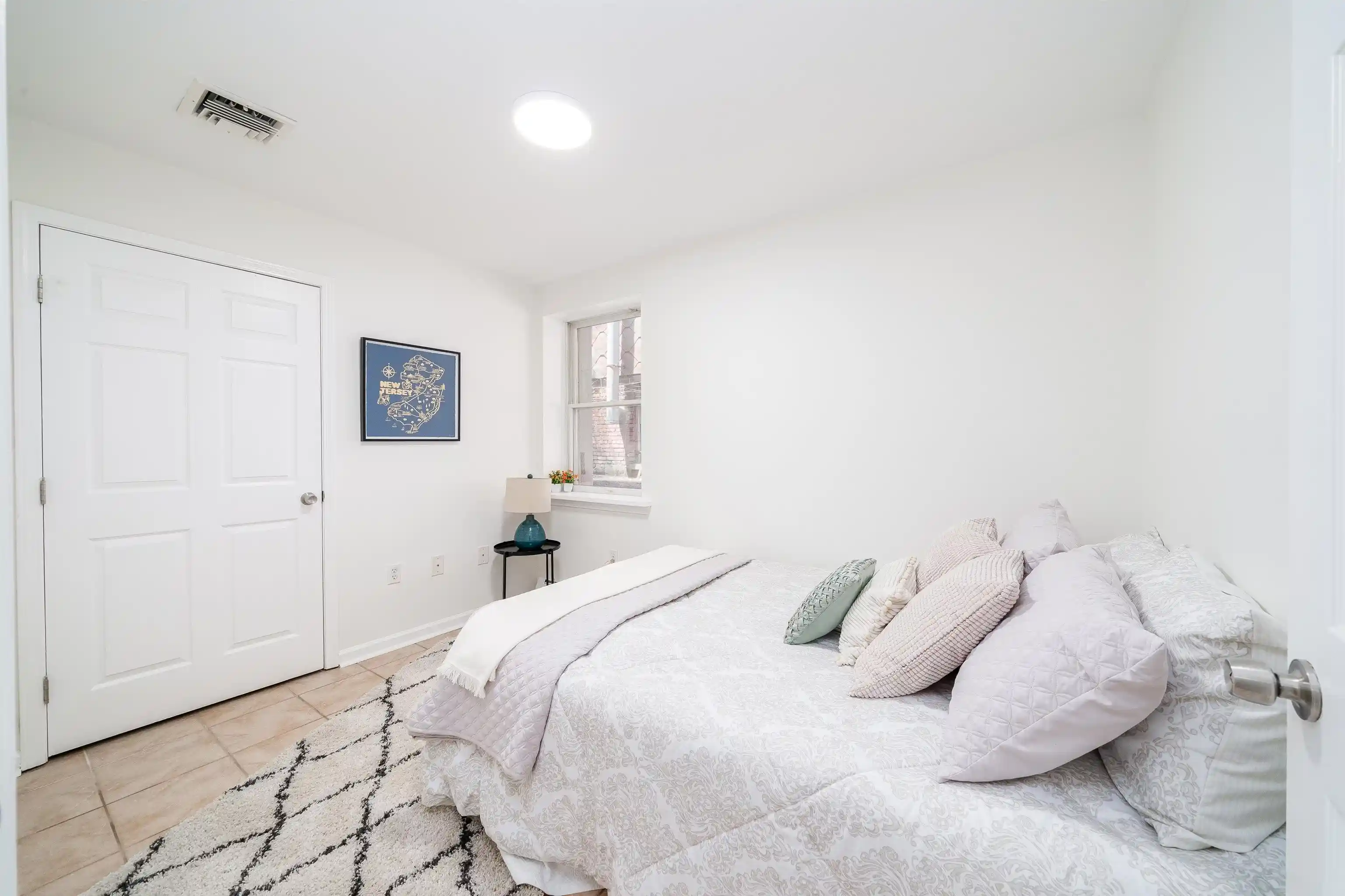 Listing Photo 4 - Condo for sale in building located at 277 3Rd St, Jersey City, NJ 07302 - Unit #1