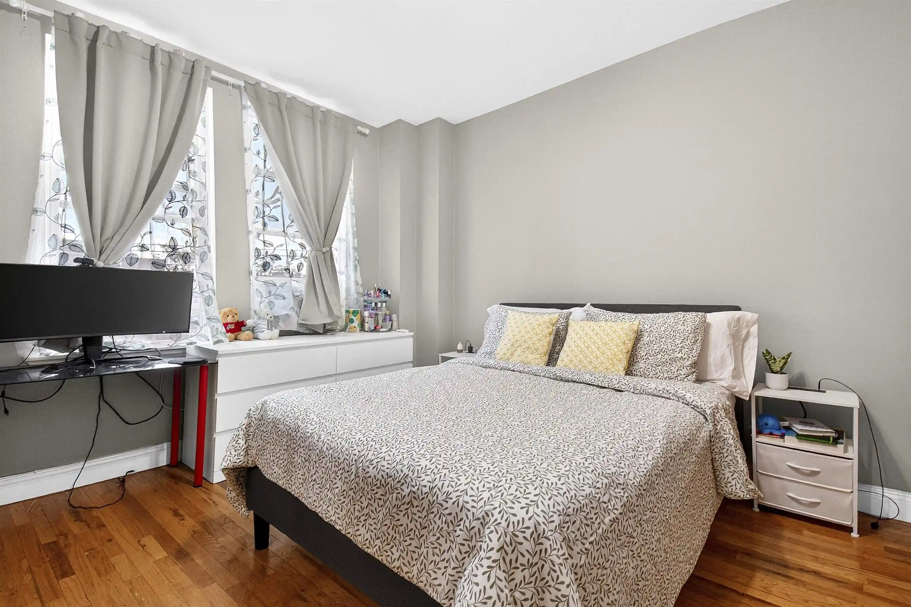 5th image of 278 Magnolia Ave, Jersey City, NJ 07306