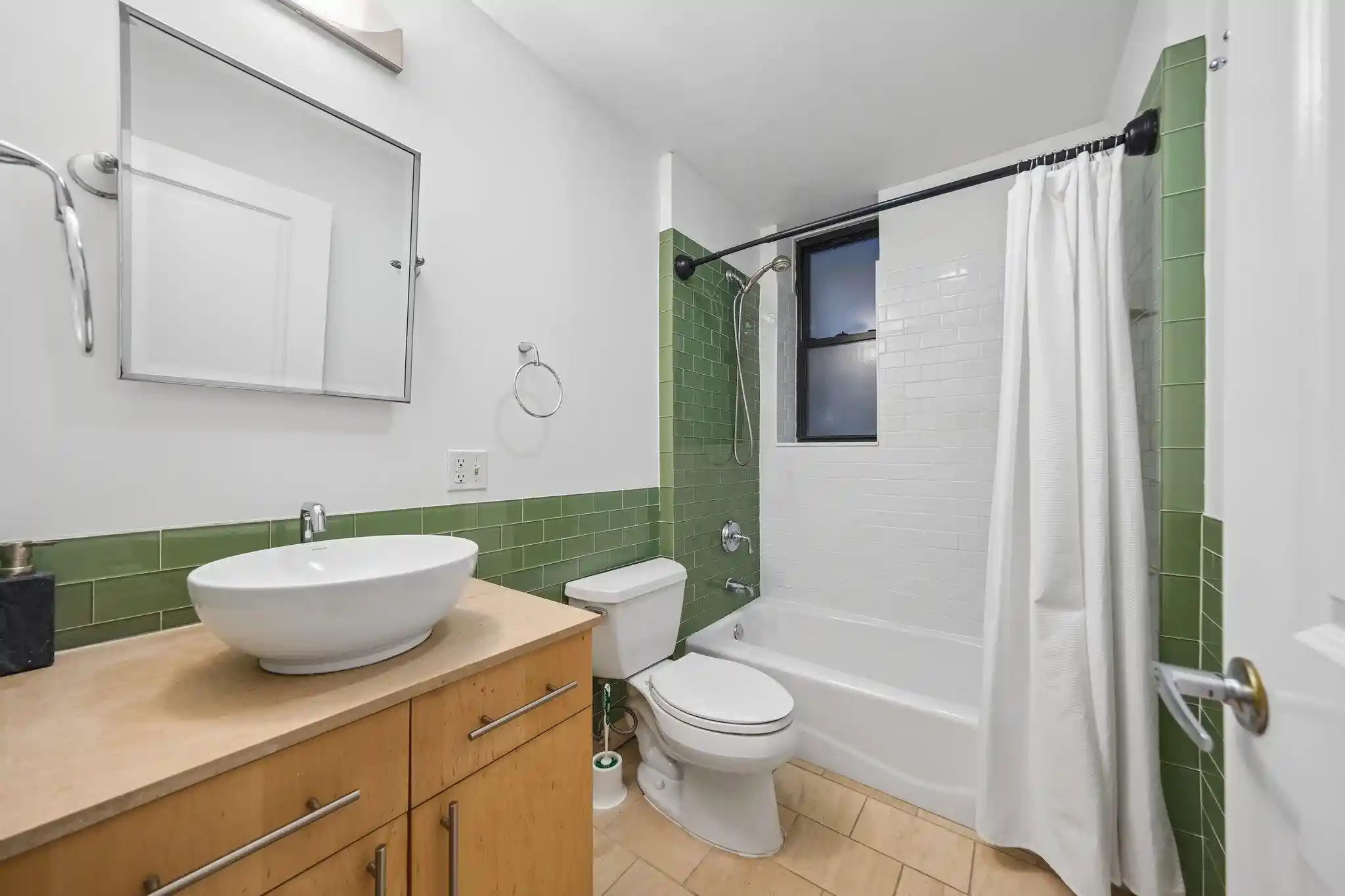 26th image of 717 Willow Ave #2, Hoboken, NJ 07030 | MLS# 260014550