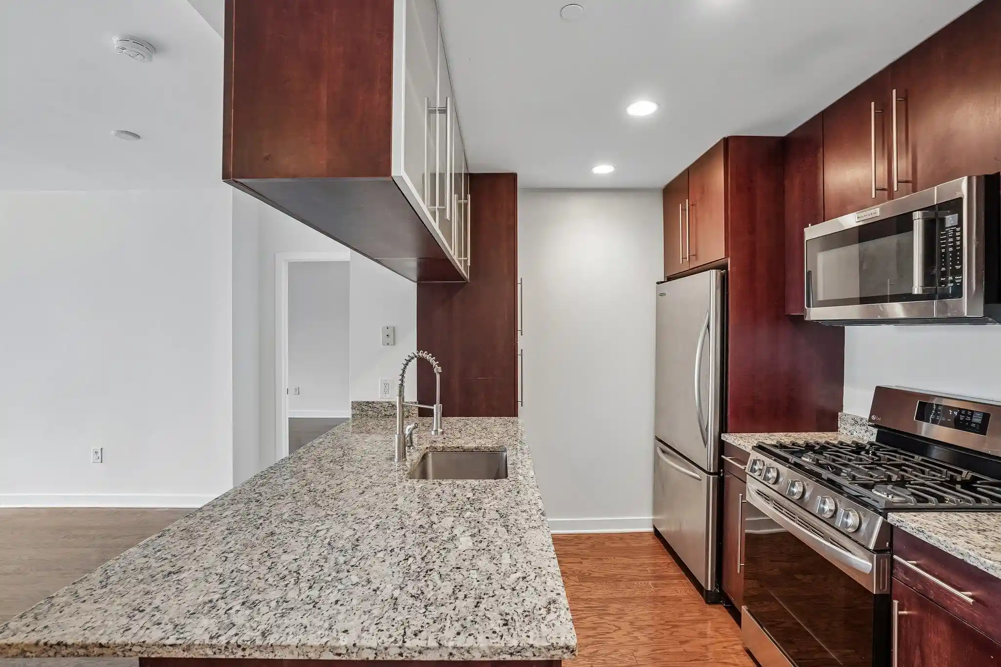 30th image of 1215 Hudson Park #1215, Edgewater, NJ 07020 | MLS# 260014567