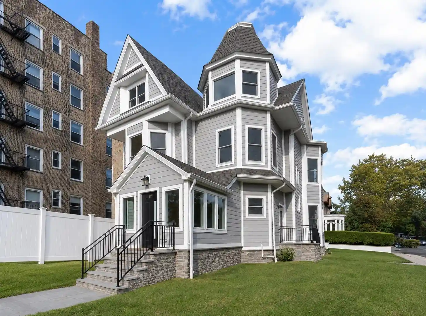 Photo 1 of Sale Pending at 859 Boulevard E, Weehawken, NJ 07086 | MLS# 260014573 | Listing updated on 2026-09-18