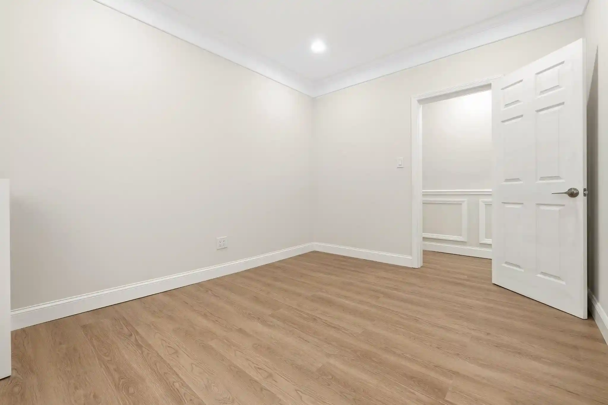 5th image of 81 Romaine Ave #2 (1R), Jersey City, NJ 07306 | MLS# 260014599