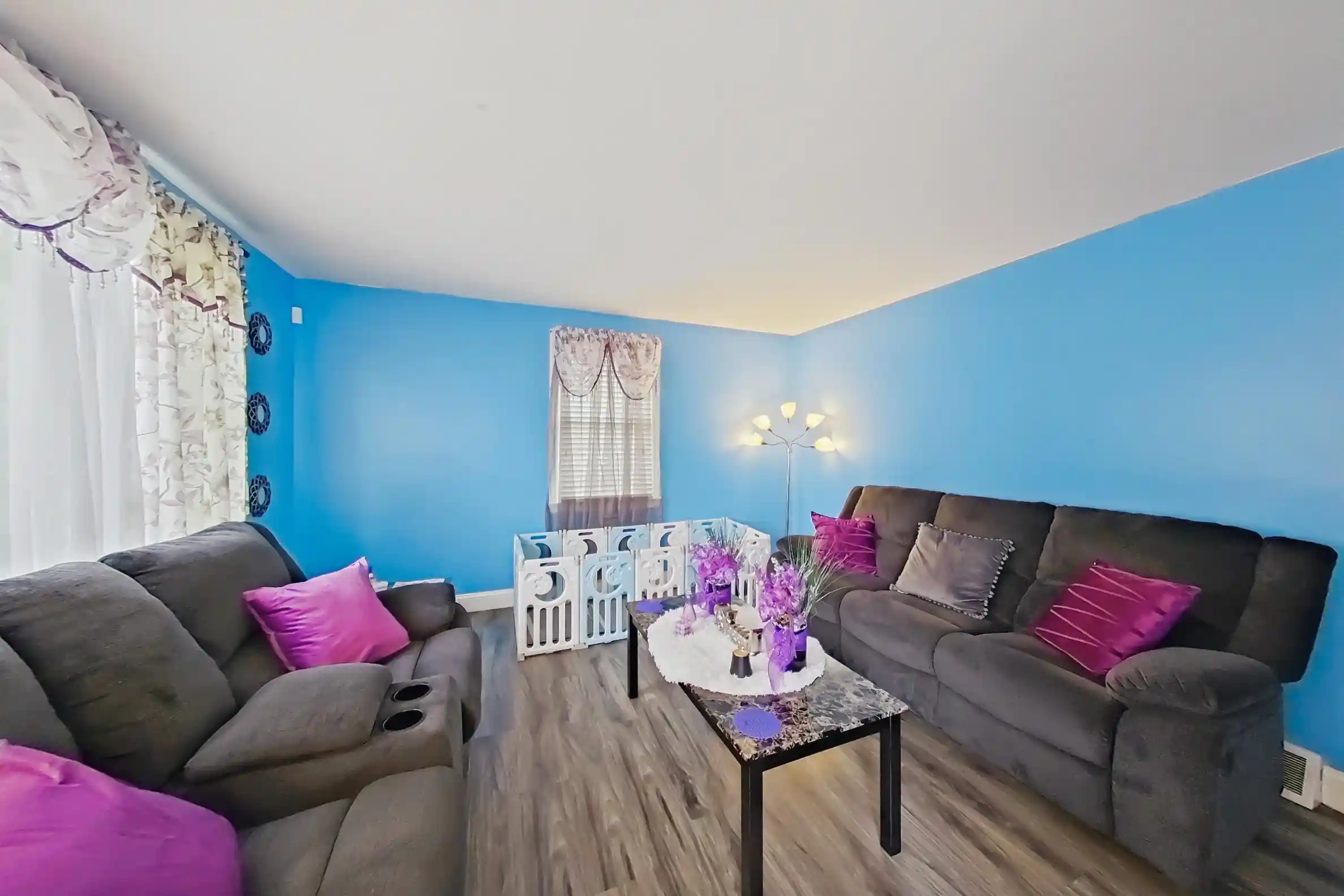 Photo 3 of Single family home for sale at 811 Lincoln Ave, Burlington City, NJ 08016 | MLS# 260014612 | Listing updated on 2026-09-16