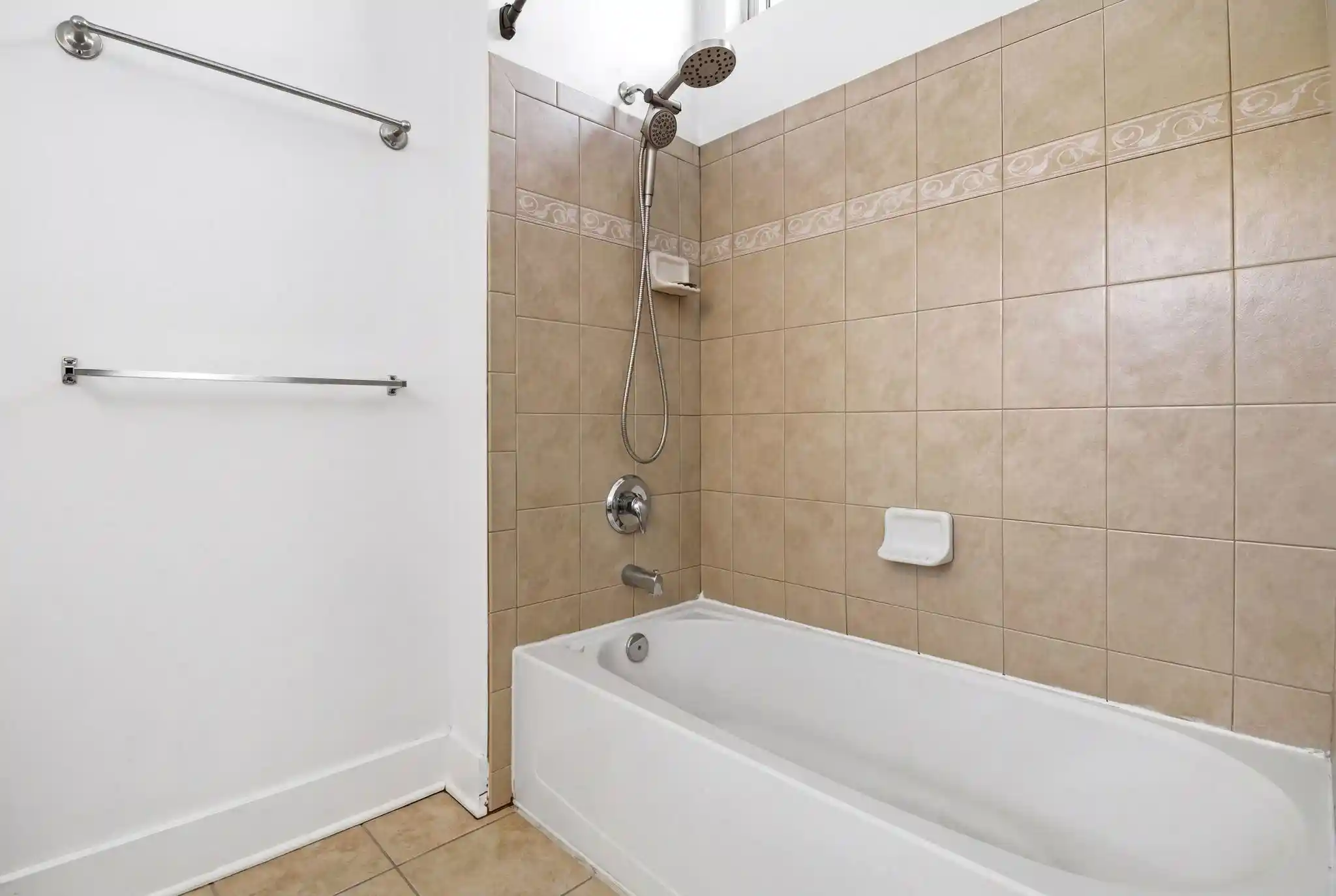 5th image of 3 Greenwich Dr #97, Jersey City, NJ 07305 | MLS# 260014642