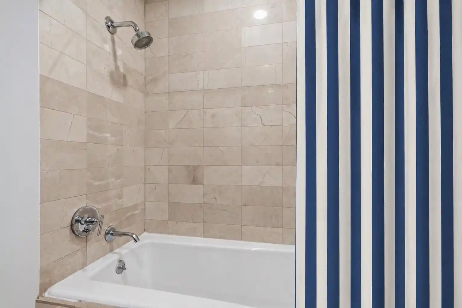 3rd image of 4 Beacon Way #303A, Jersey City, NJ 07304 | MLS# 260014703