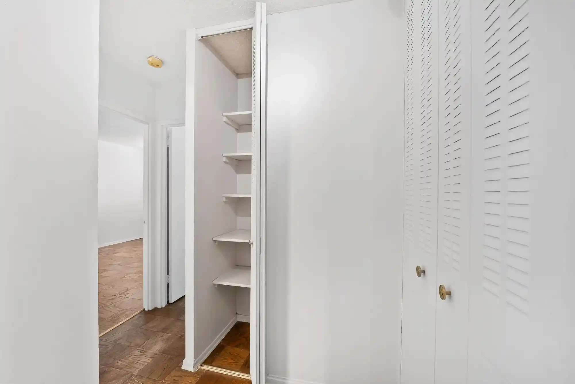 3rd image of 100 Manhattan Ave #1417, Union City, NJ 07087 | MLS# 260014711