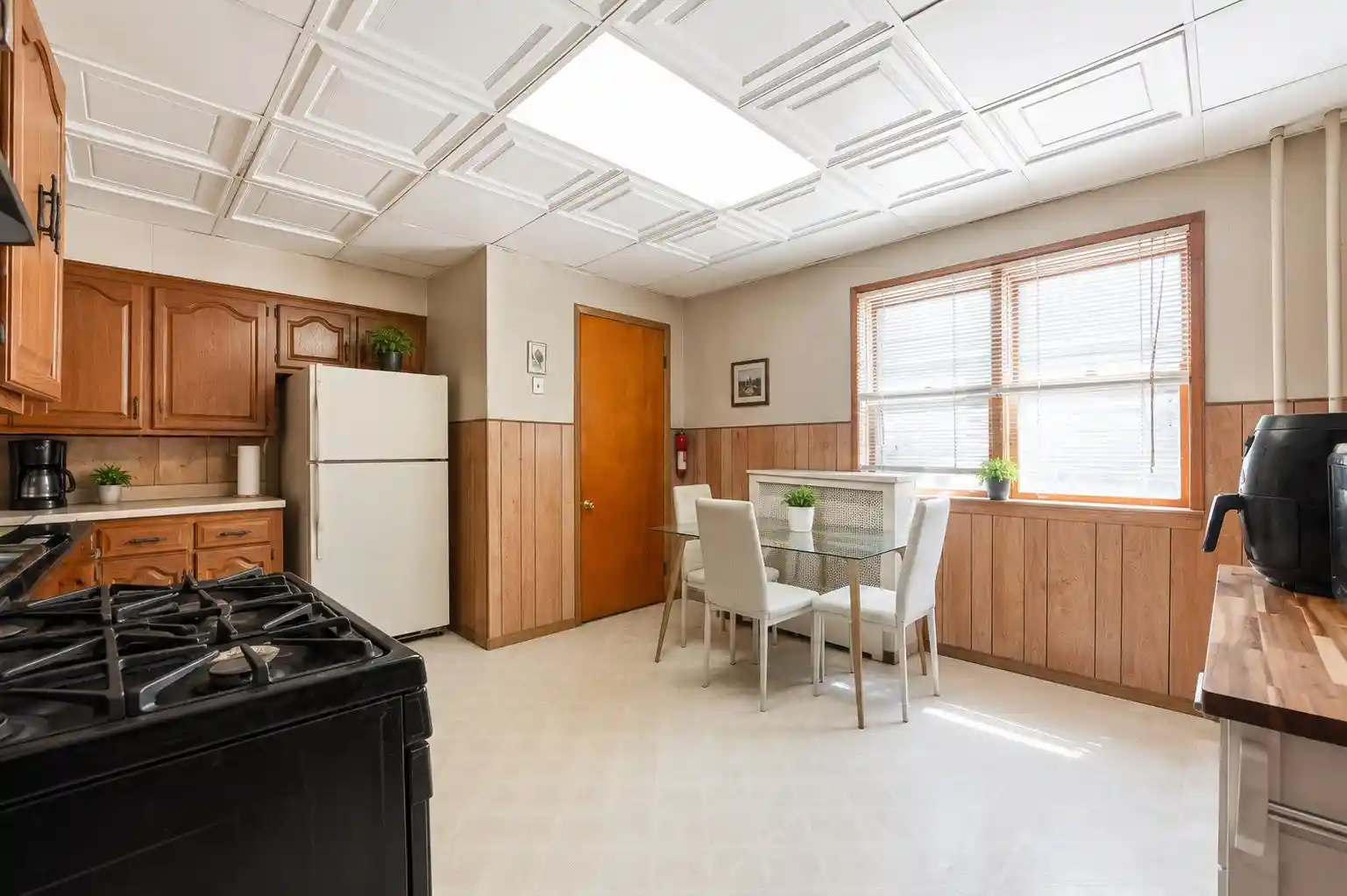 Photo 2 of Sale Pending at 24 East 33rd St, Bayonne, NJ 07002 | MLS# 260014737 | Listing updated on 2026-08-11
