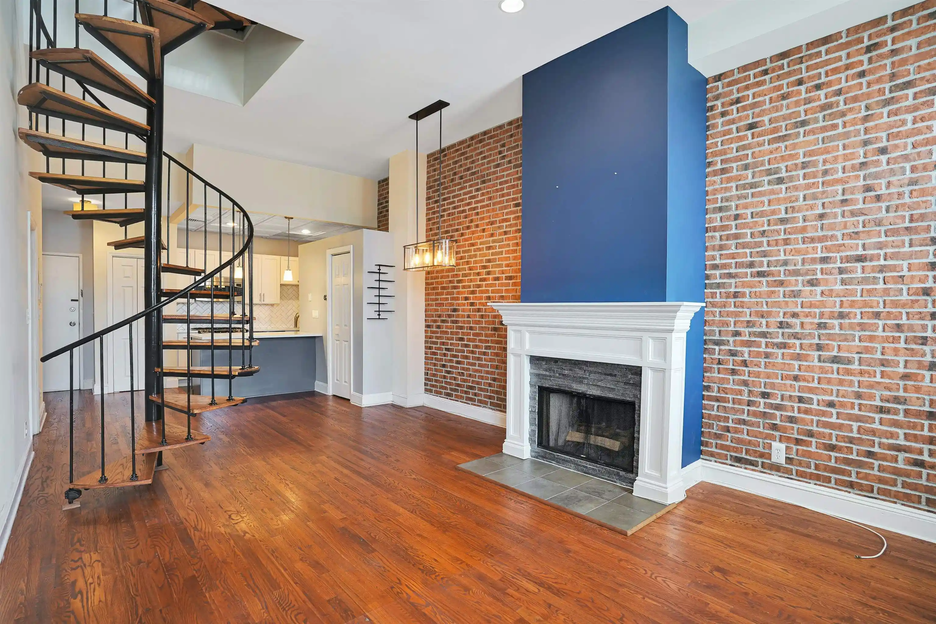 3rd image of 167 Wayne St, Jersey City, NJ 07302