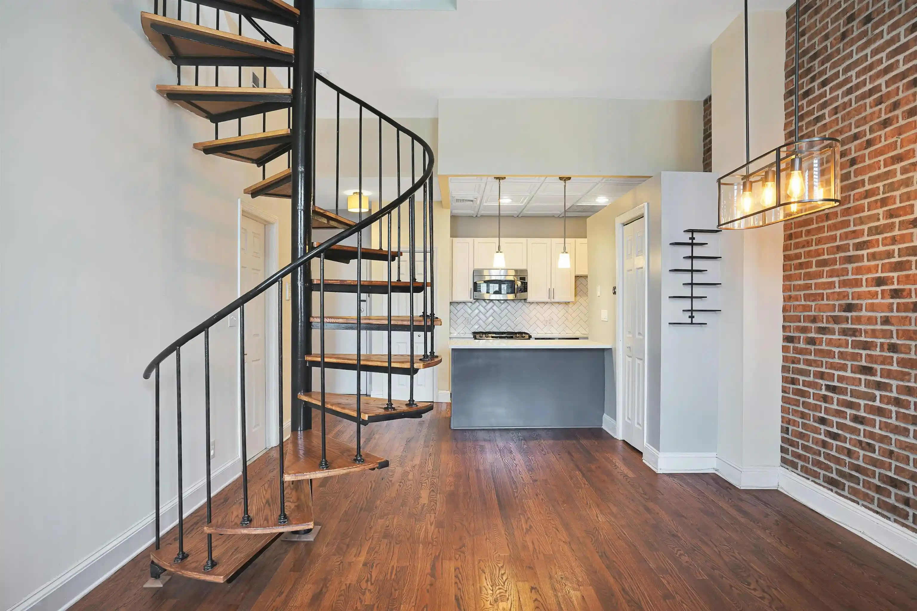 5th image of 167 Wayne St, Jersey City, NJ 07302