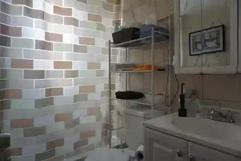 3rd image of 852 West Side Ave, Jersey City, NJ 07306 | MLS# 260014773