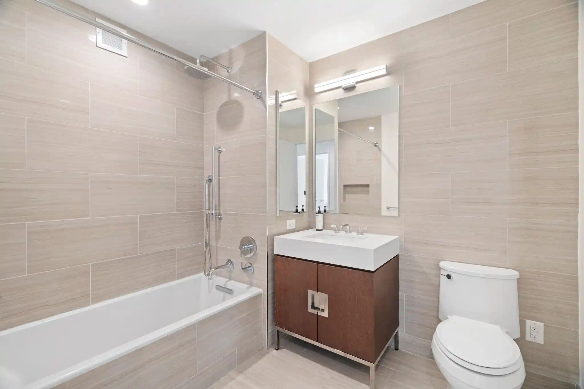 2nd image of 99 Hudson St #1103, Jersey City, NJ 07302 | MLS# 260014897