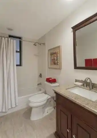 2nd image of 2672 Kennedy Blvd, Jersey City, NJ 07306