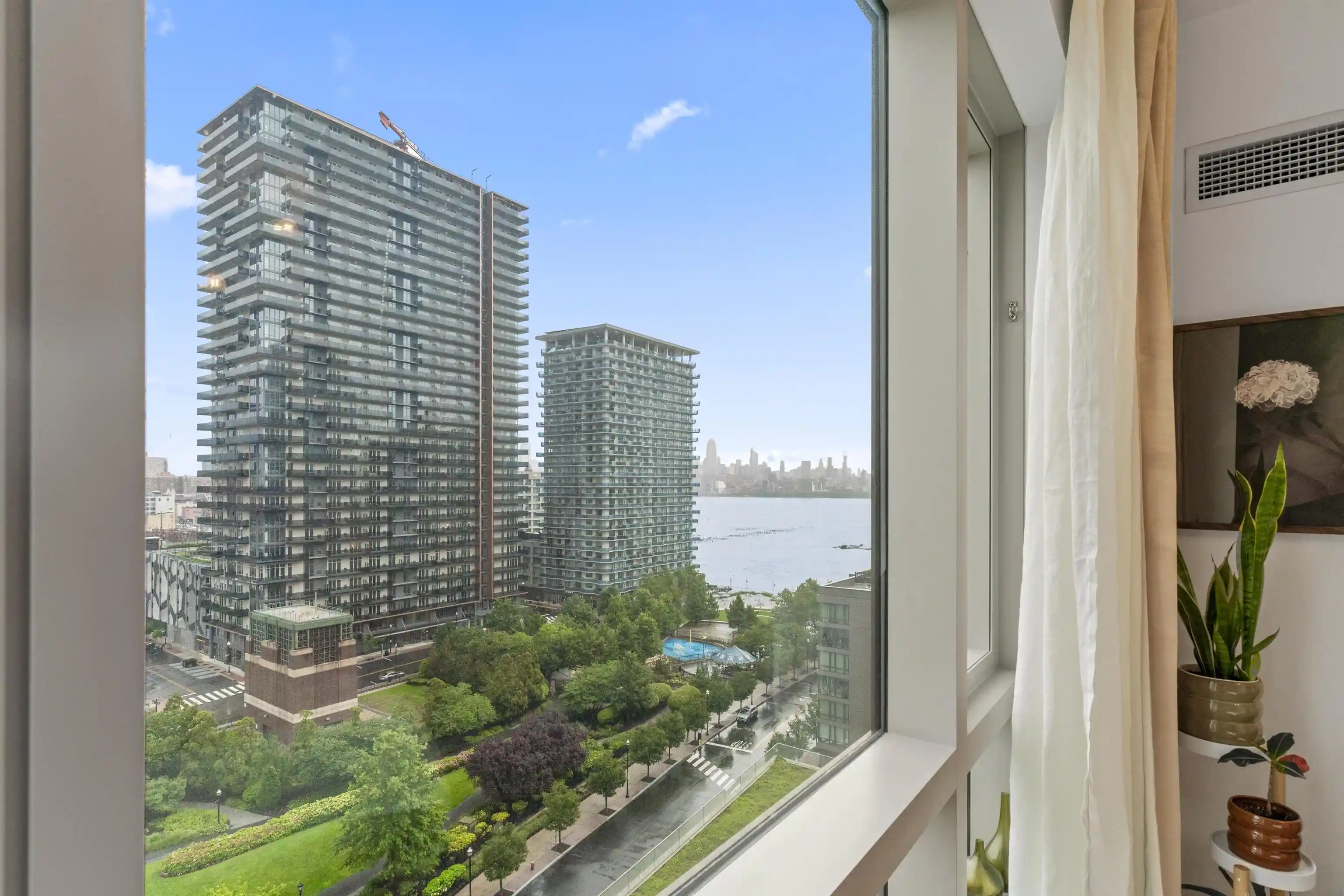 5th image of 75 Park Lane South #1103, Jersey City, NJ 07310 | MLS# 260014921