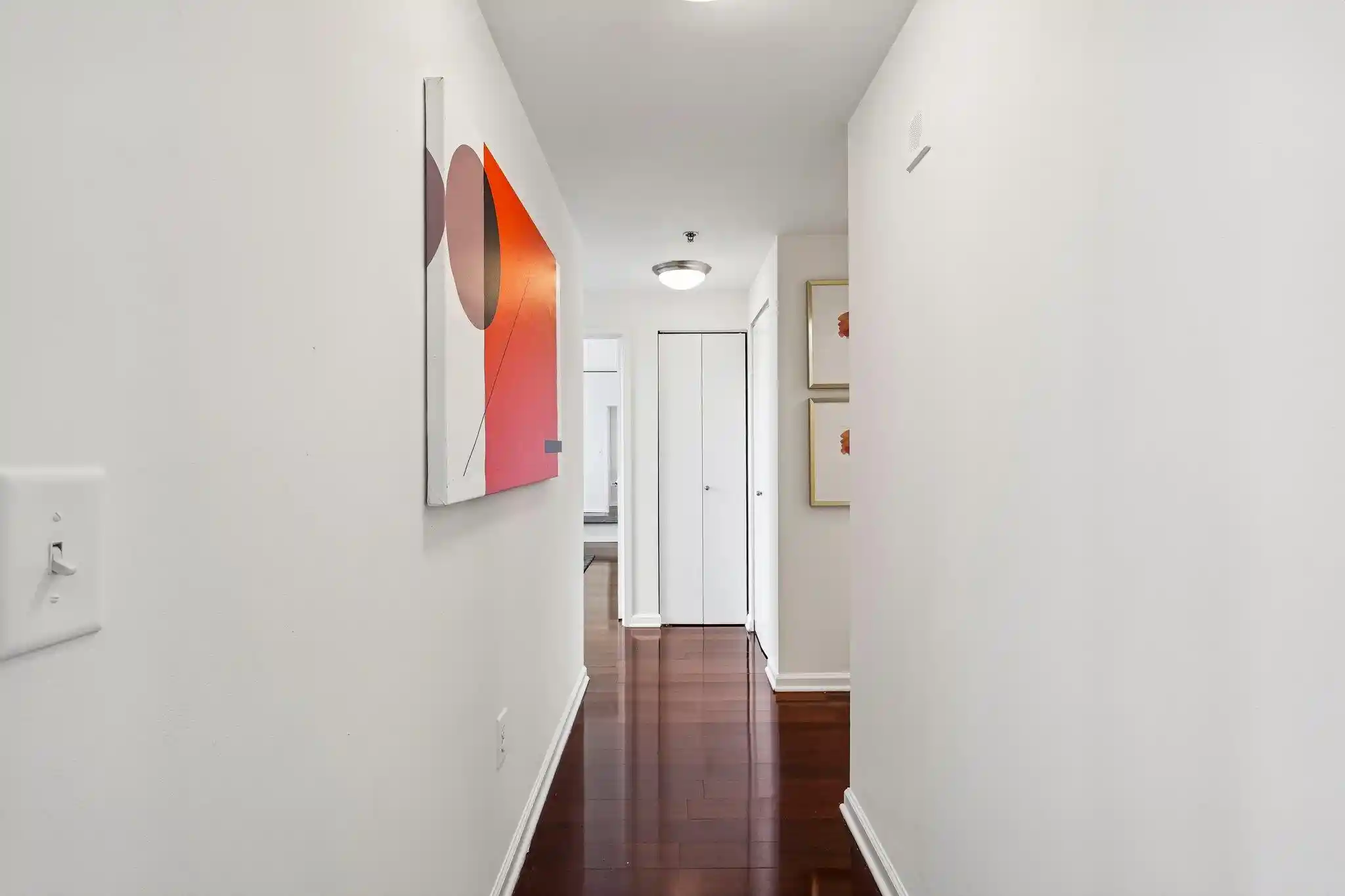 5th image of 102 Christopher Columbus Dr, Jersey City, NJ 07302