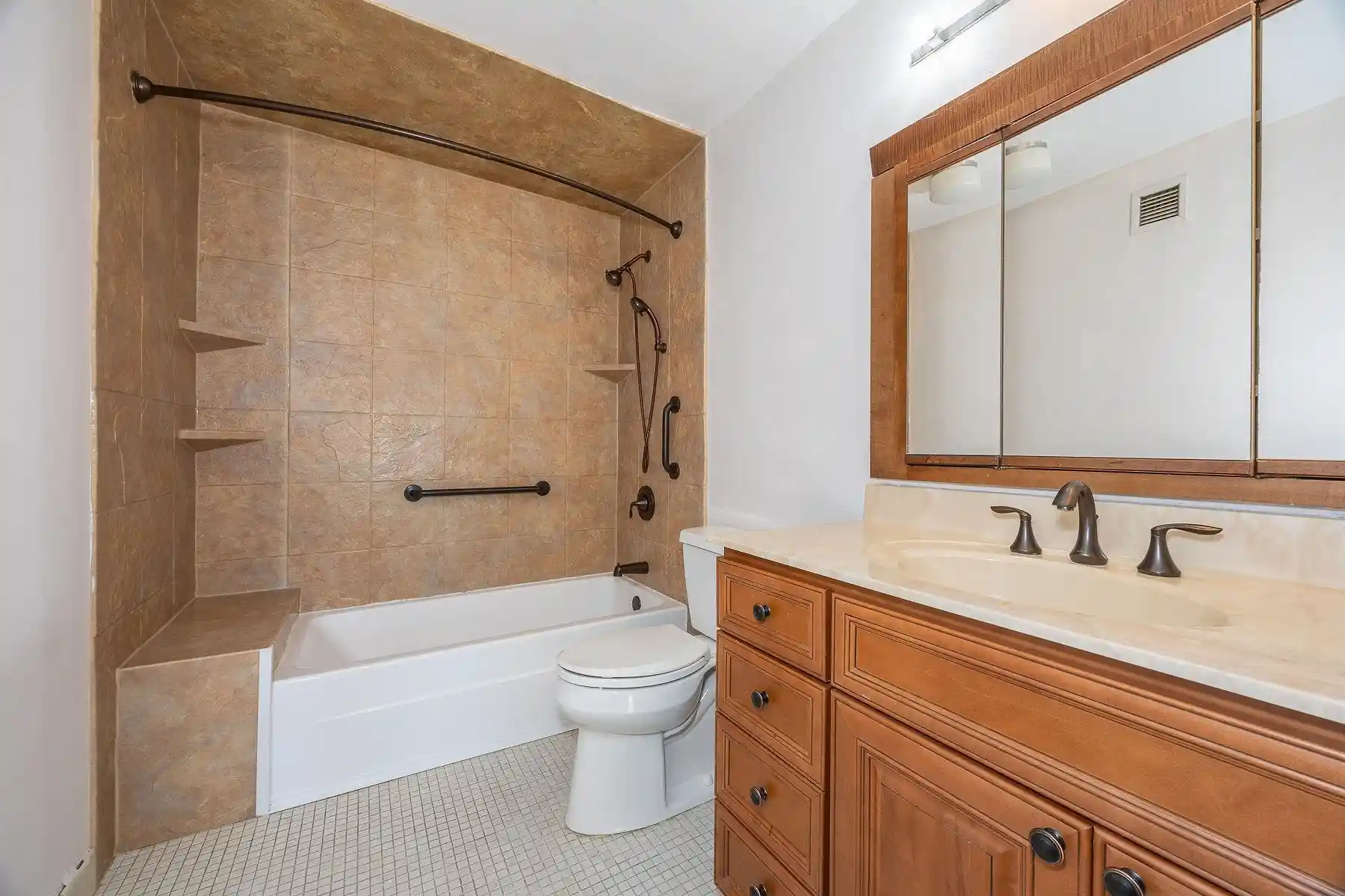 Photo 4 of Condo for sale at 418 Harmon Cvs Tower, Secaucus, NJ 07094 | MLS# 260014981 | Listing updated on 2026-07-29