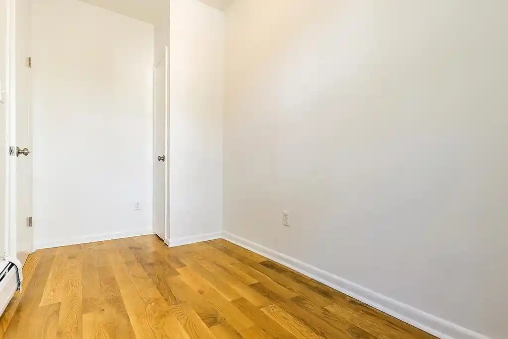 2nd image of 86 Waverly St, Jersey City, NJ 07306 | MLS# 260014985