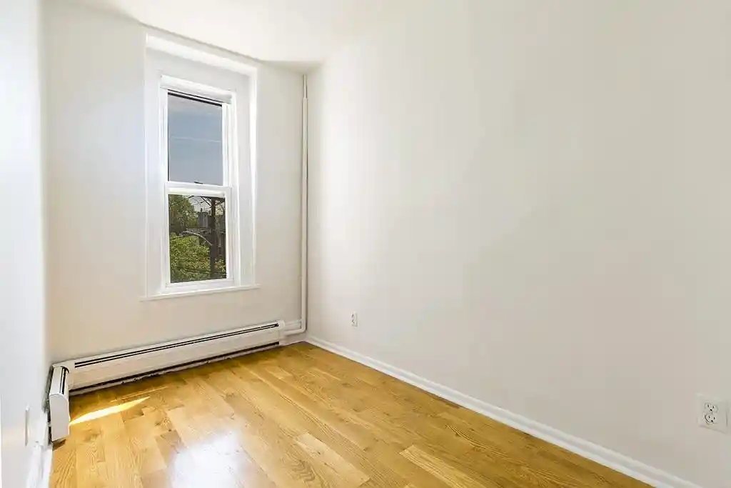 3rd image of 86 Waverly St, Jersey City, NJ 07306 | MLS# 260014985