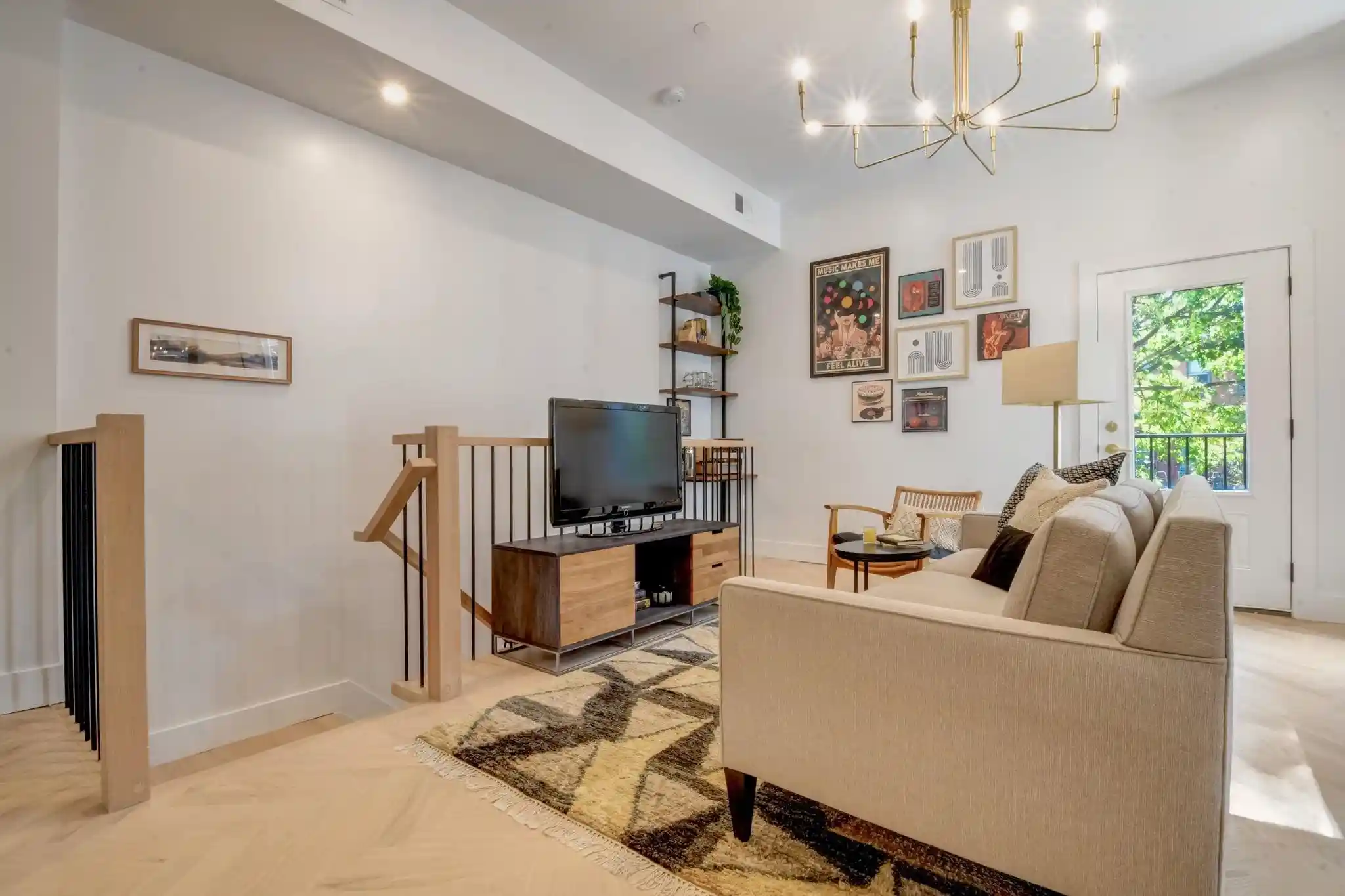 2nd image of 278 Pacific Ave, Jersey City, NJ 07304