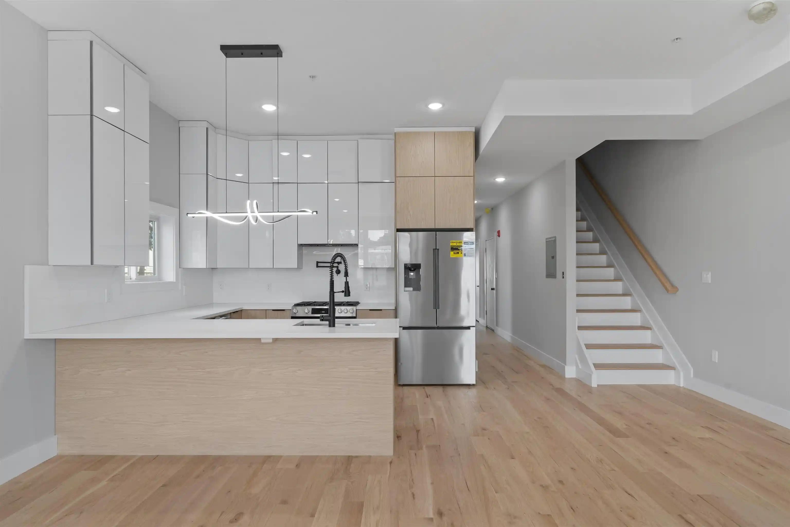 2nd image of 30 Cambridge Ave, Jersey City, NJ 07307