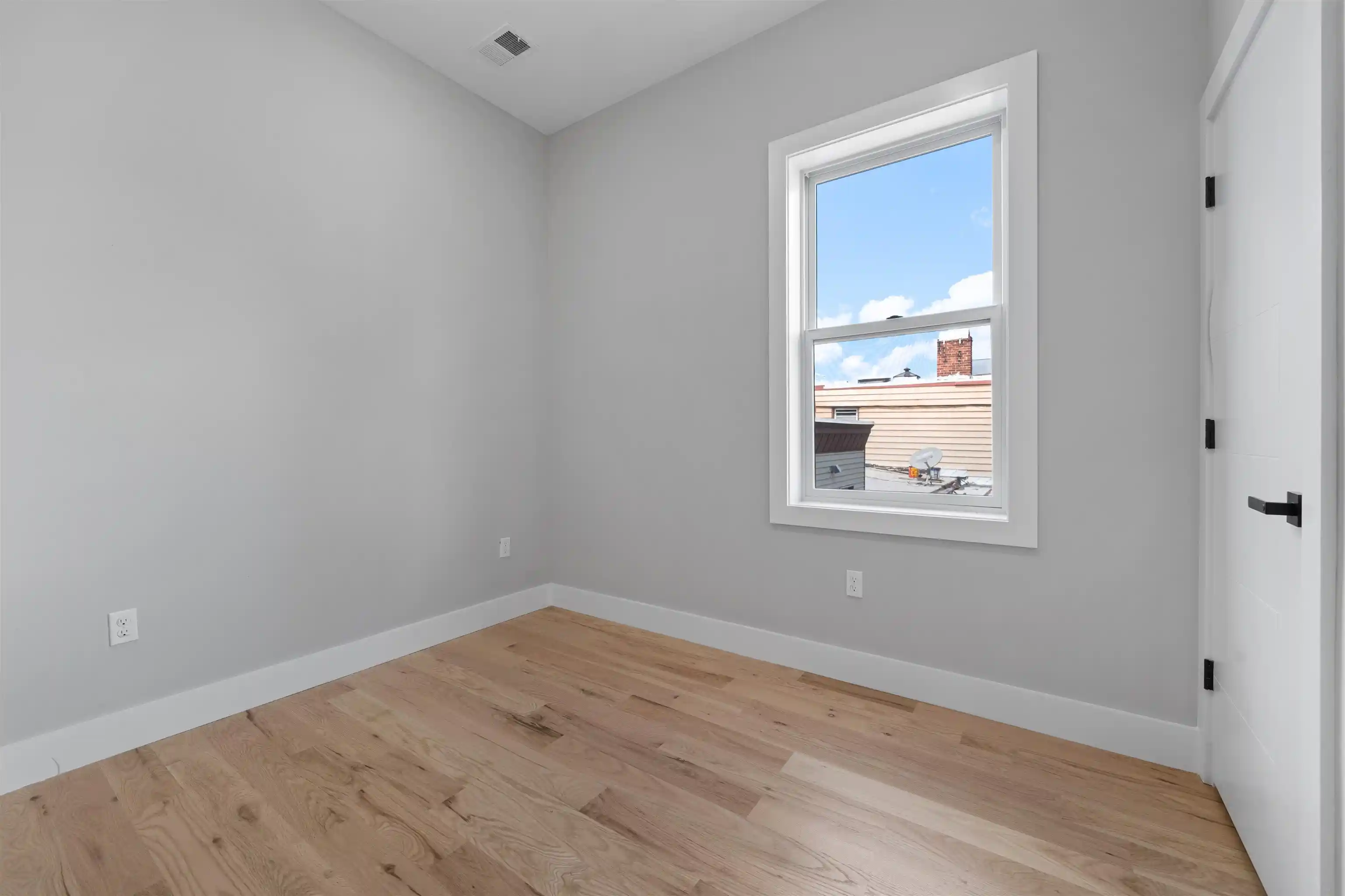 3rd image of 30 Cambridge Ave, Jersey City, NJ 07307