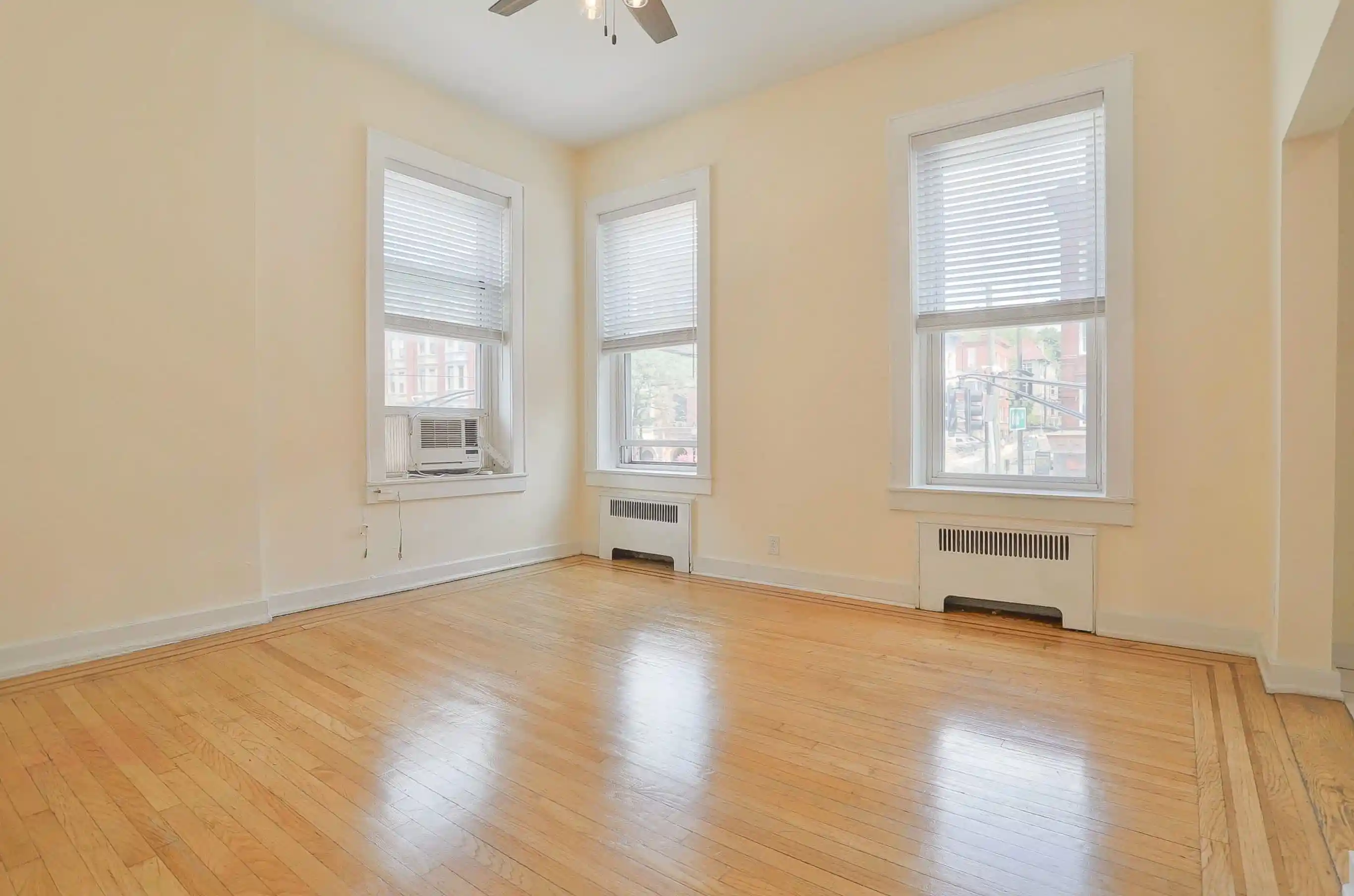 2nd image of 740 Washington St, Hoboken, NJ 07030