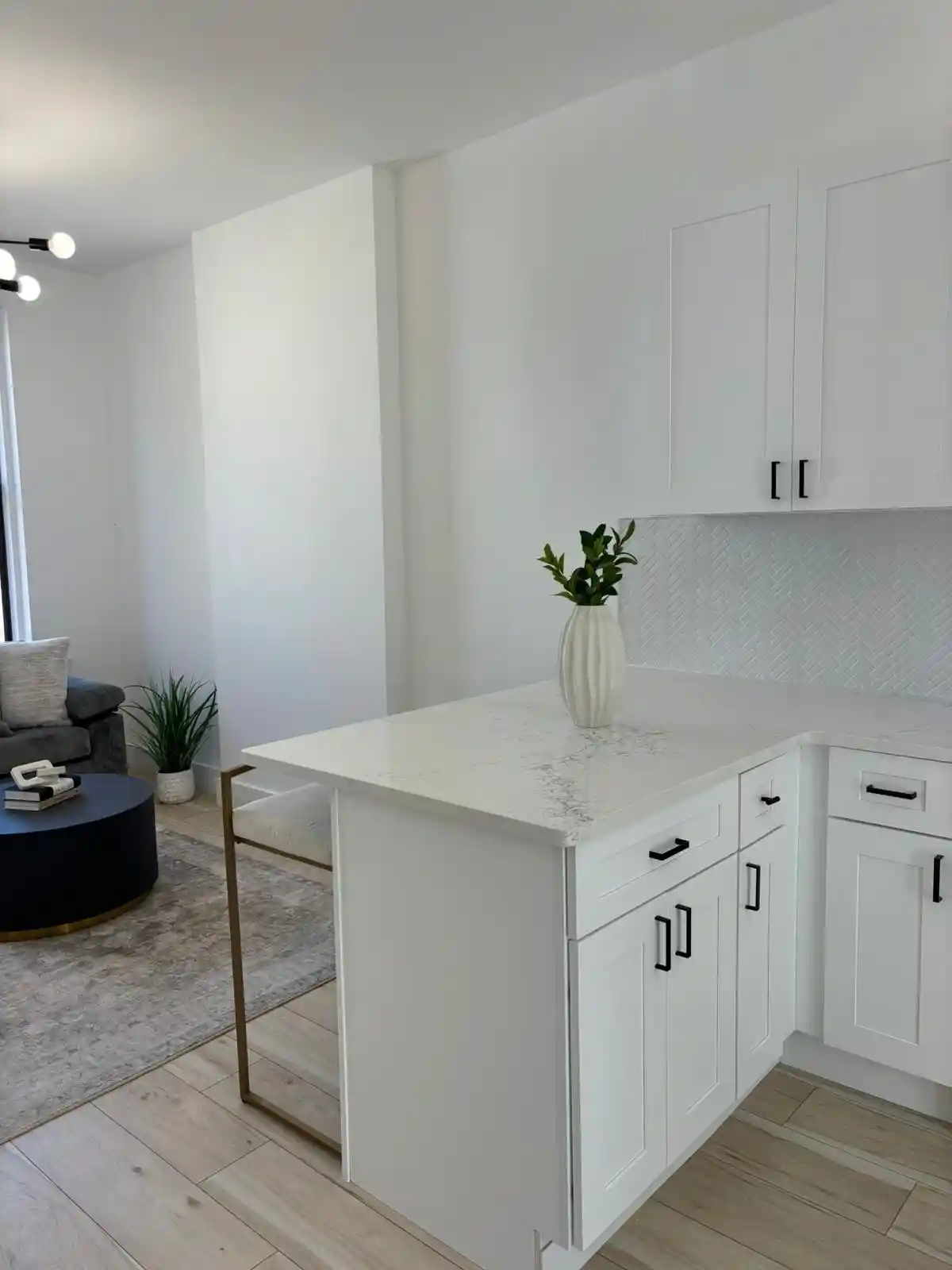 3rd image of 301 3Rd St, Jersey City, NJ 07302