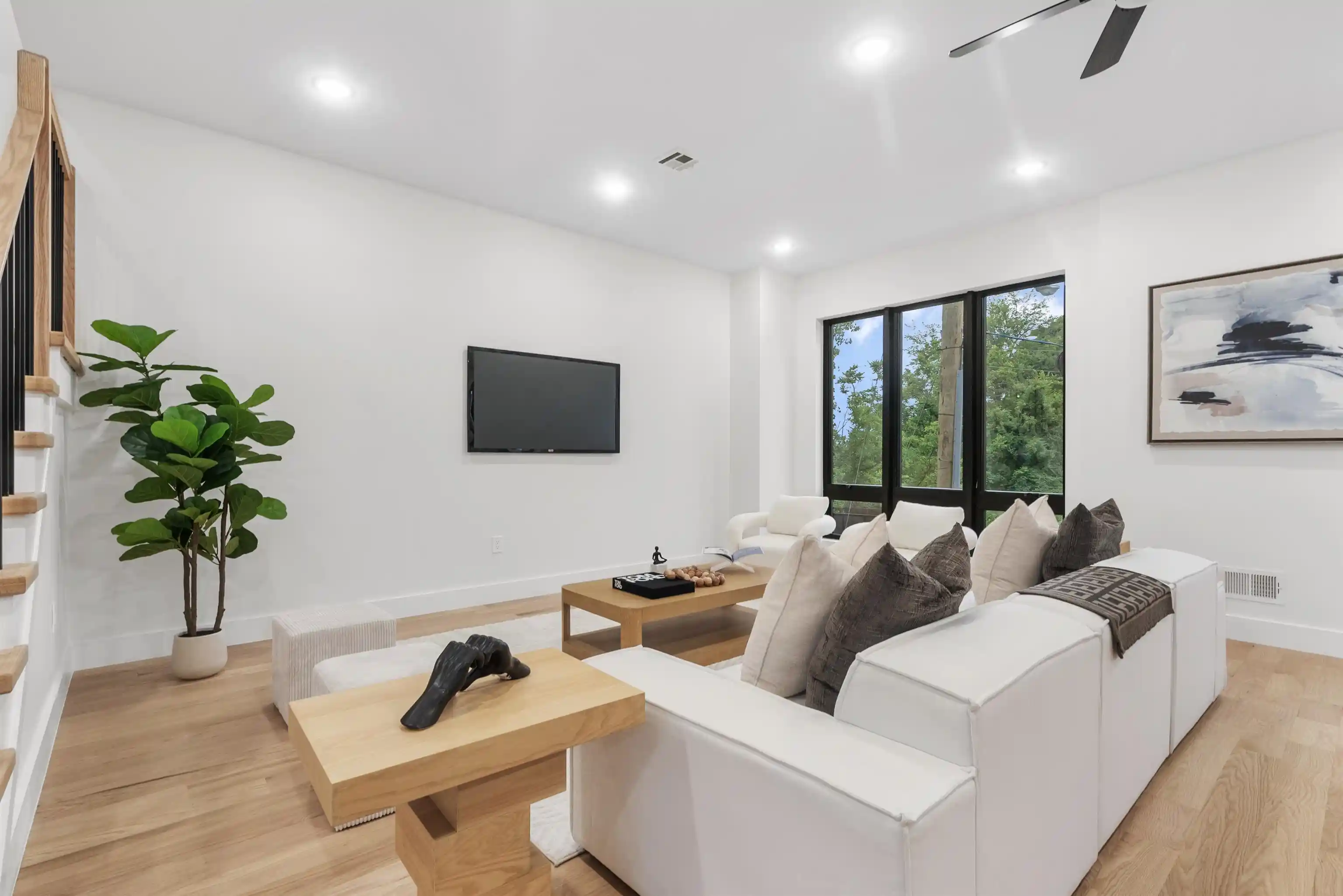 5th image of 13 Wegman Ct, Jersey City, NJ 07305