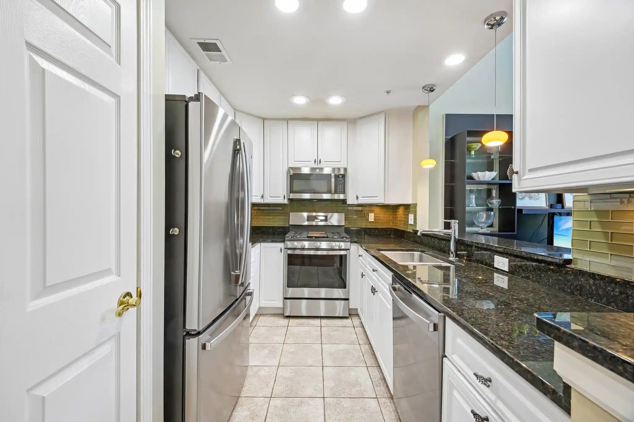 3rd image of 135 Abbie Ct #135, West New York, NJ 07093 | MLS# 260015124
