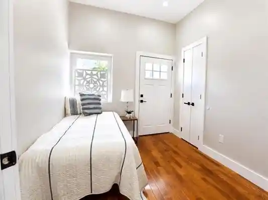 Listing Photo 4 - Condo for sale in building located at 127 Van Horne St, Jersey City, NJ 07304