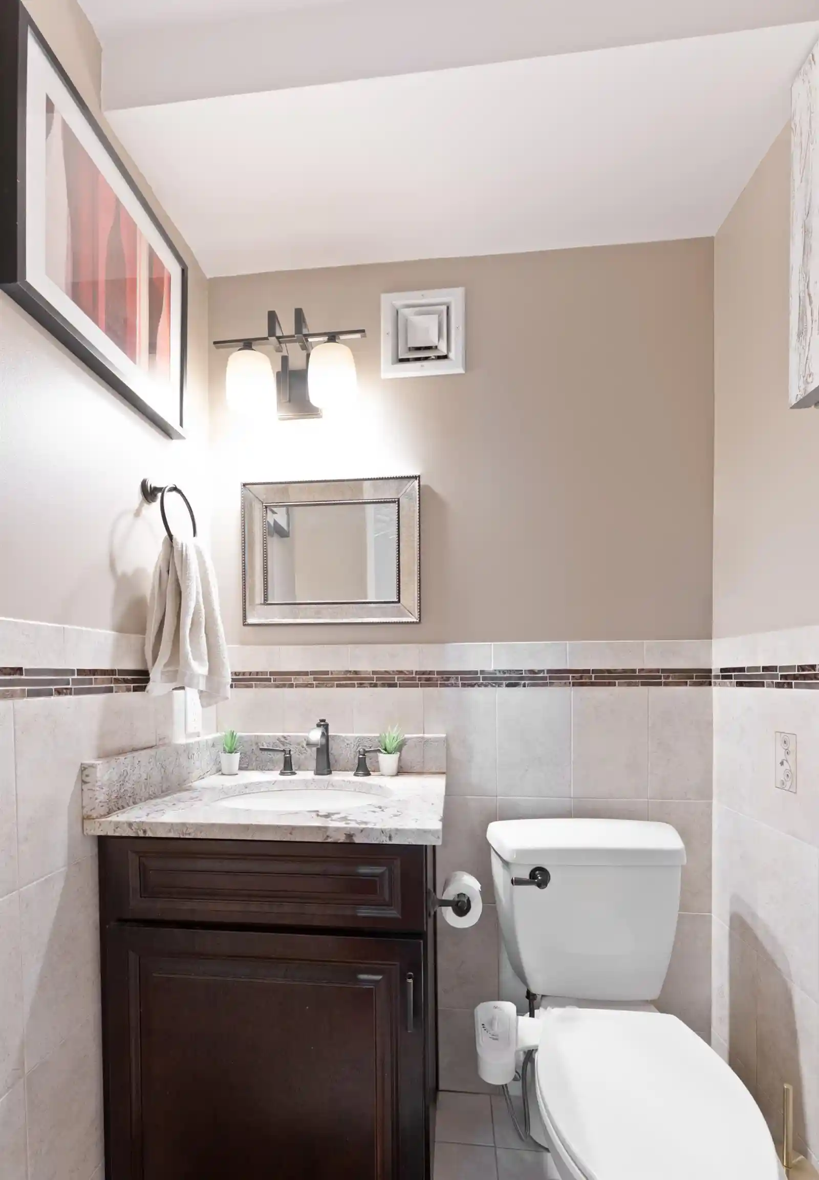 Listing Photo 4 - Condo for sale in building located at 719 Harmon Cvs Tower, Secaucus, NJ 07094 - Unit #719