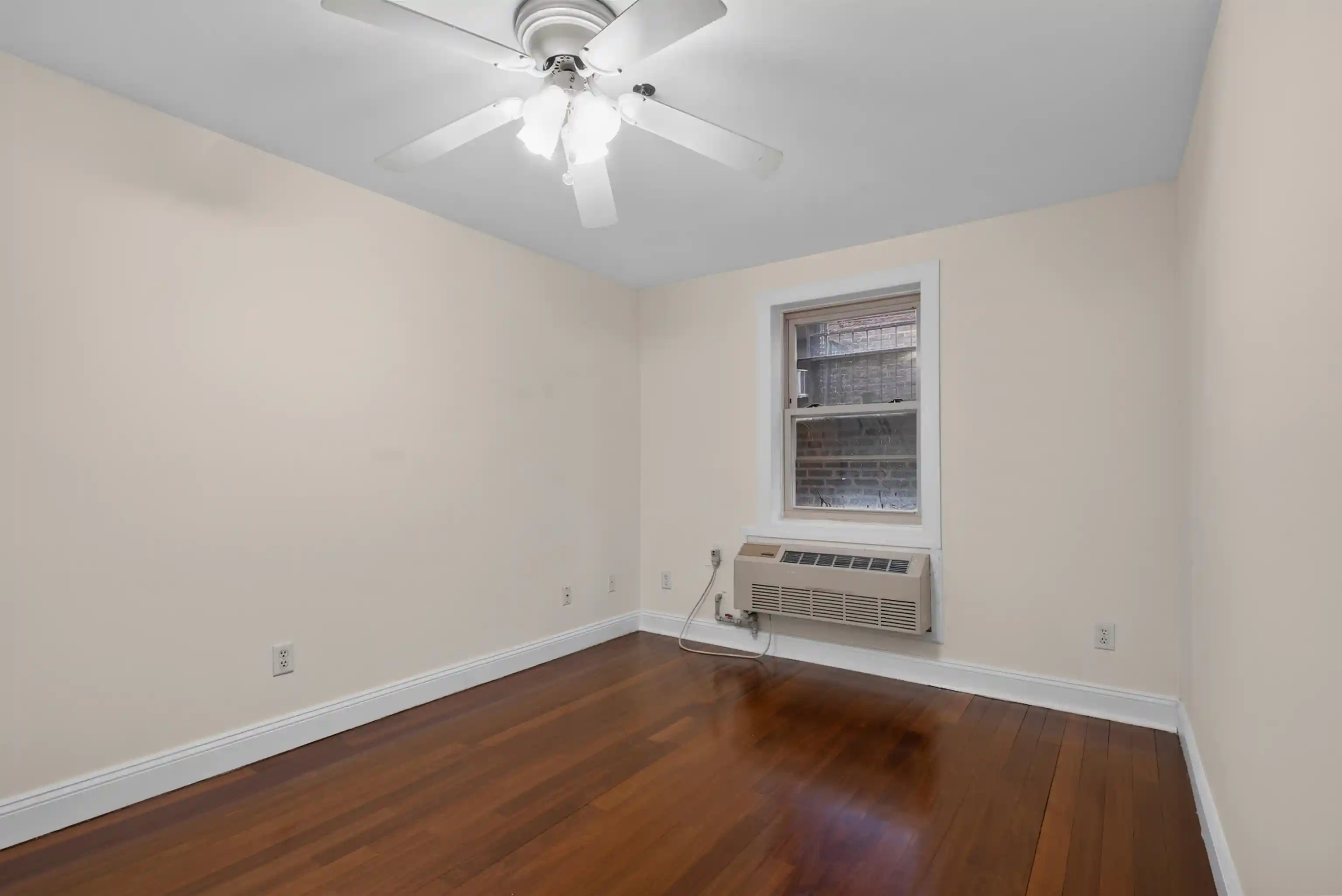 4th image of 1720 New York Ave, Union City, NJ 07087