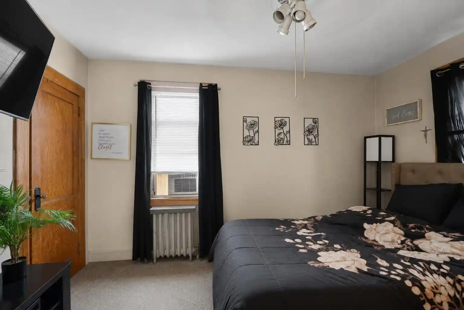Photo 4 of Sale Pending at 374 Boyden Ave, Maplewood, NJ 07040 | MLS# 260015310 | Listing updated on 2026-08-28