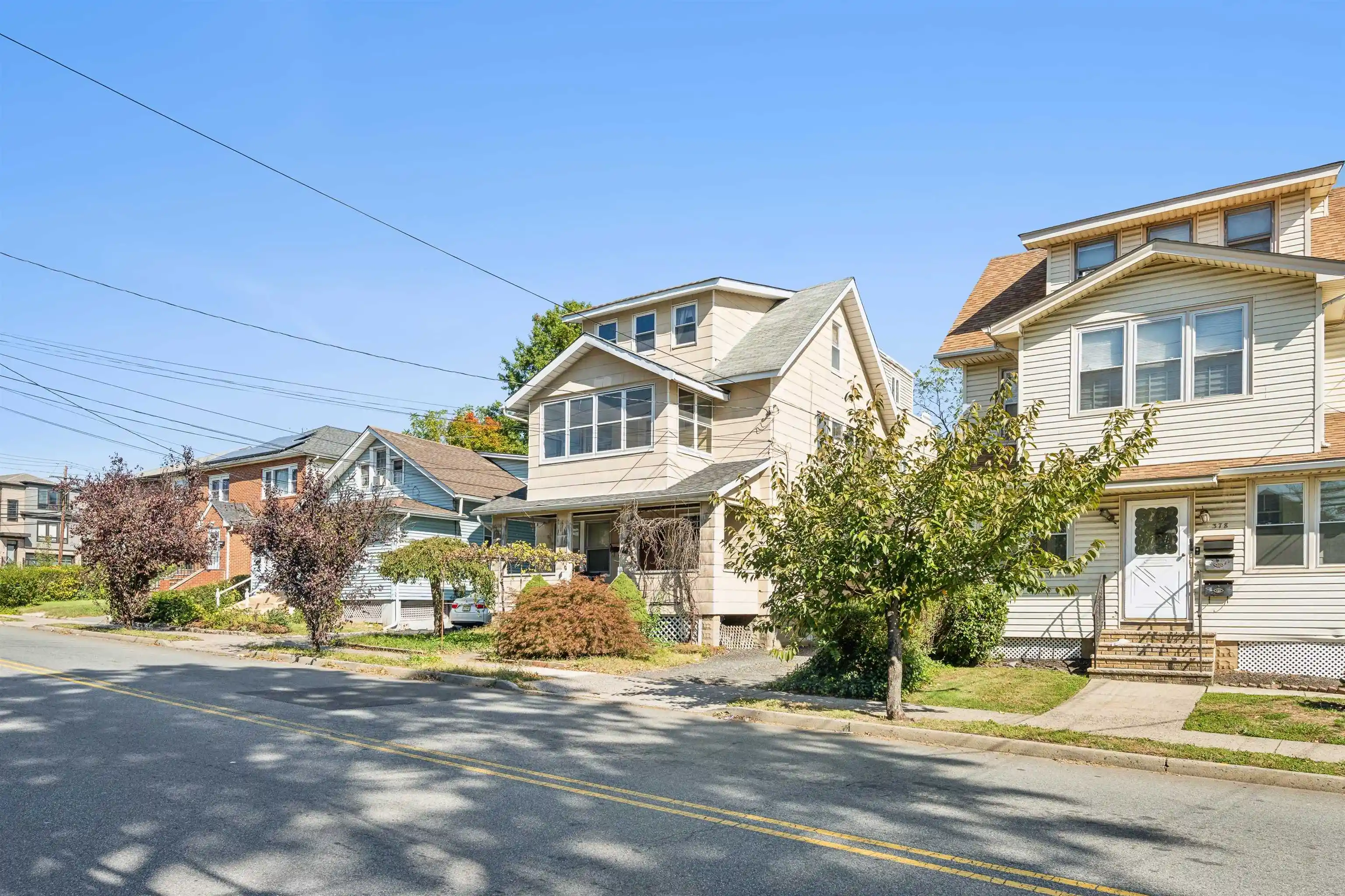 2nd image of 374 Boyden Ave, Maplewood, NJ 07040 | MLS# 260015310