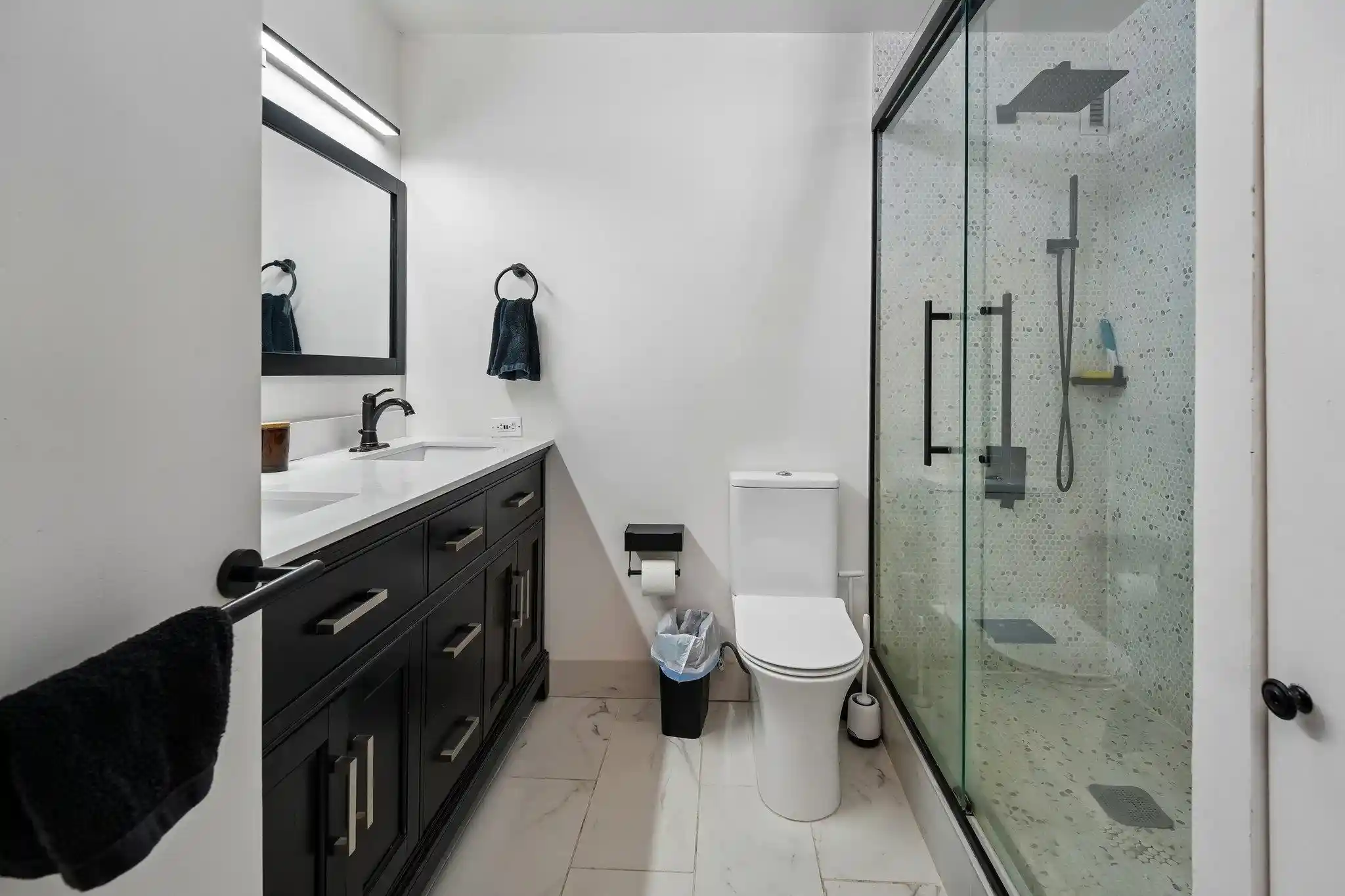 Photo 3 of Sale Pending at 627 Harmon Cvs Tower #627, Secaucus, NJ 07094 | MLS# 260015312 | Listing updated on 2026-08-19