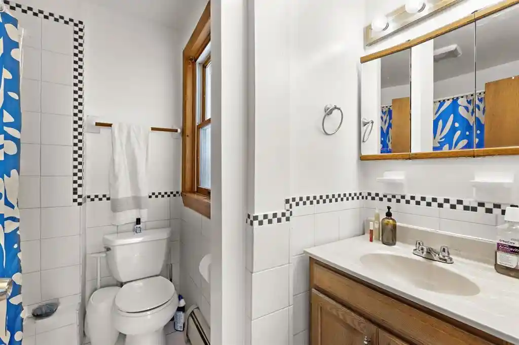 4th image of 24w Hamilton Pl, Jersey City, NJ 07302 | MLS# 260015346