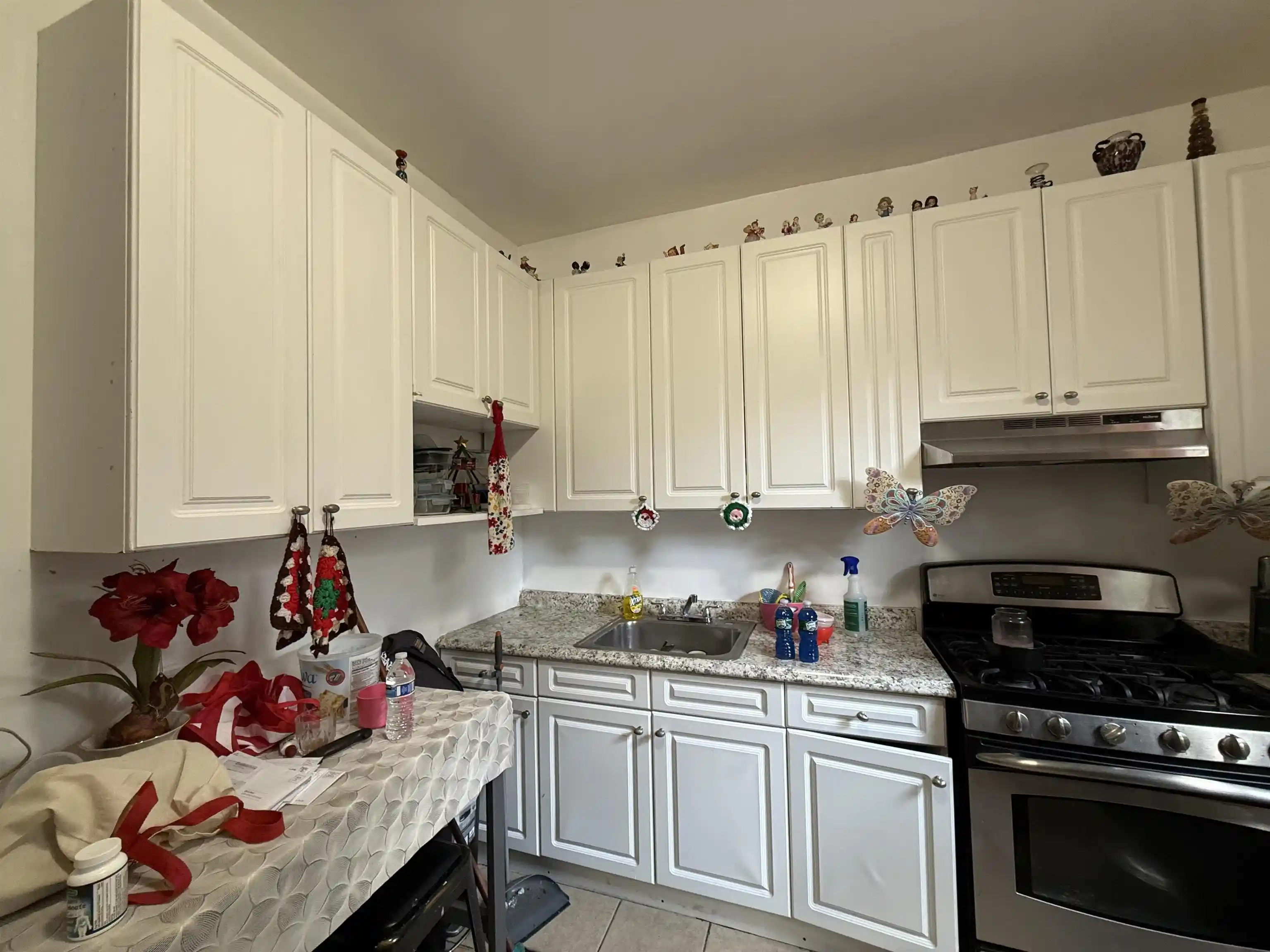 2nd image of 380 Baldwin Ave #2L, Jersey City, NJ 07306 | MLS# 260015360