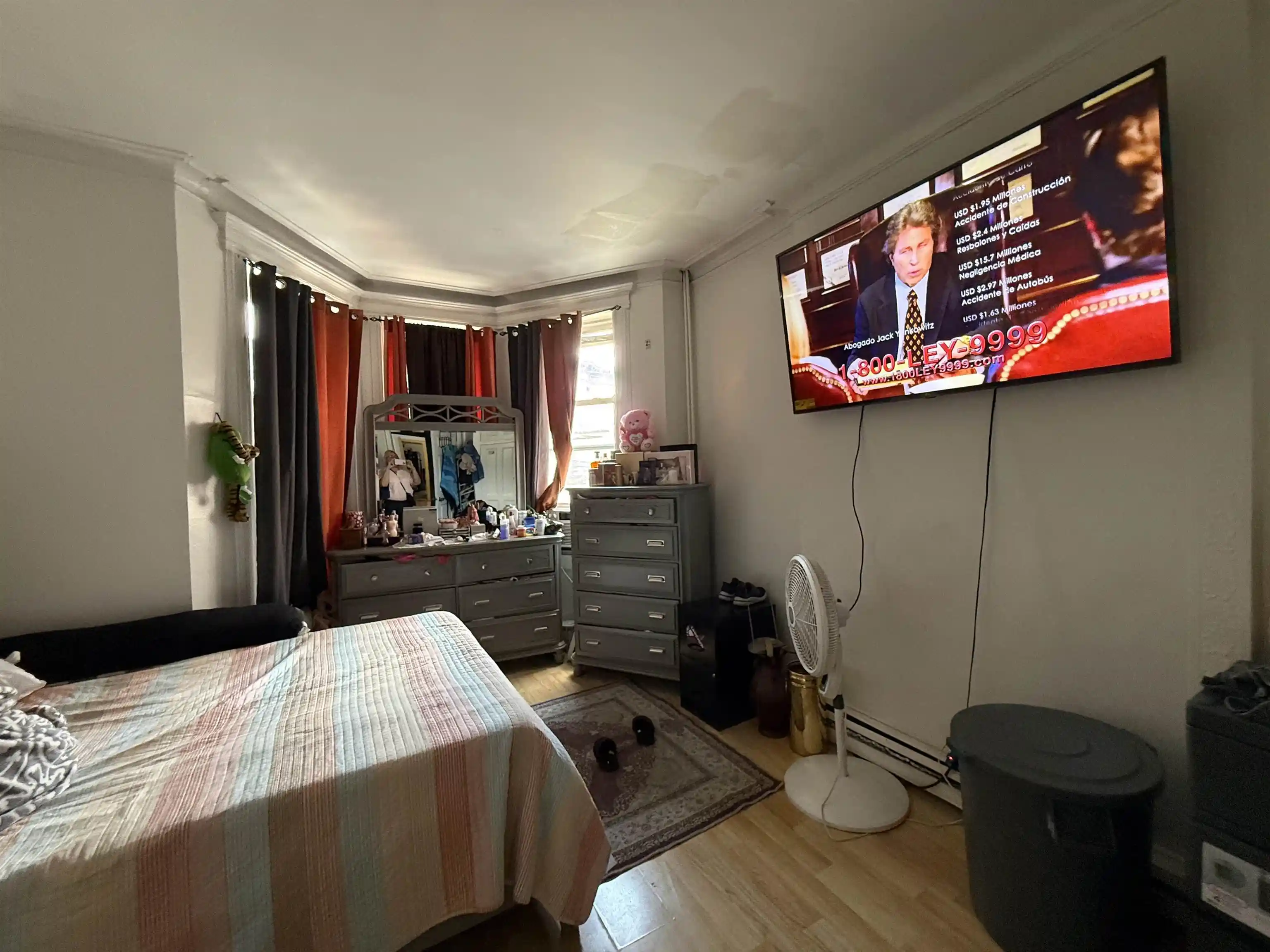 2nd image of 380 Baldwin Ave, Jersey City, NJ 07306