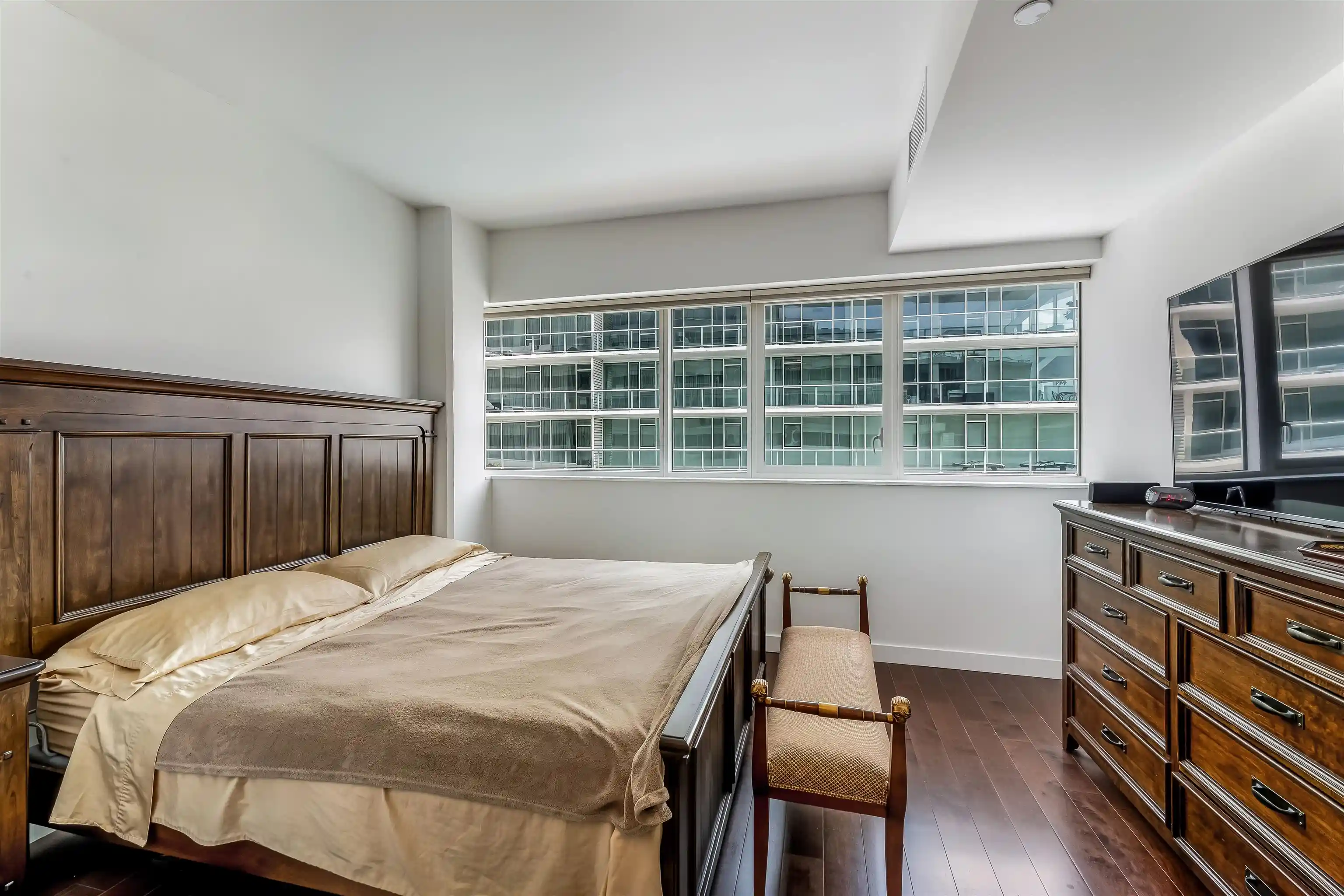 Photo 4 of Condo for sale at 800 Ave At Port Imperial #618, Weehawken, NJ 07086 | MLS# 260015393 | Listing updated on 2026-09-14