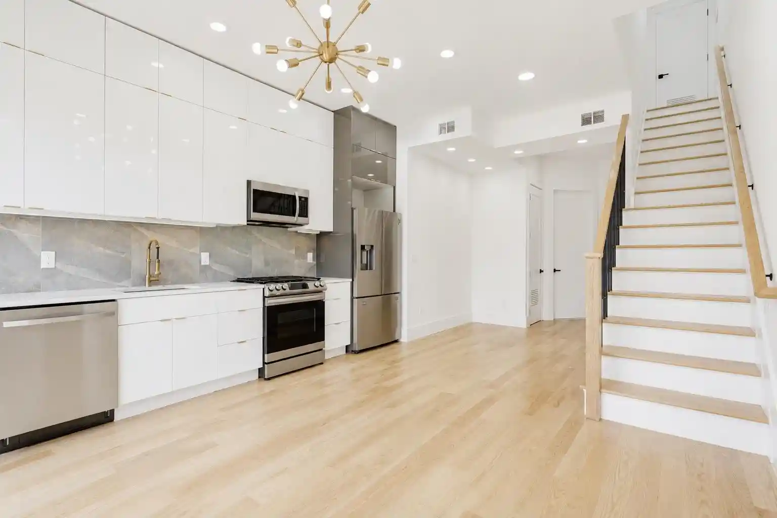 21st image of 20 Van Nostrand Ave #2, Jersey City, NJ 07305 | MLS# 260015441