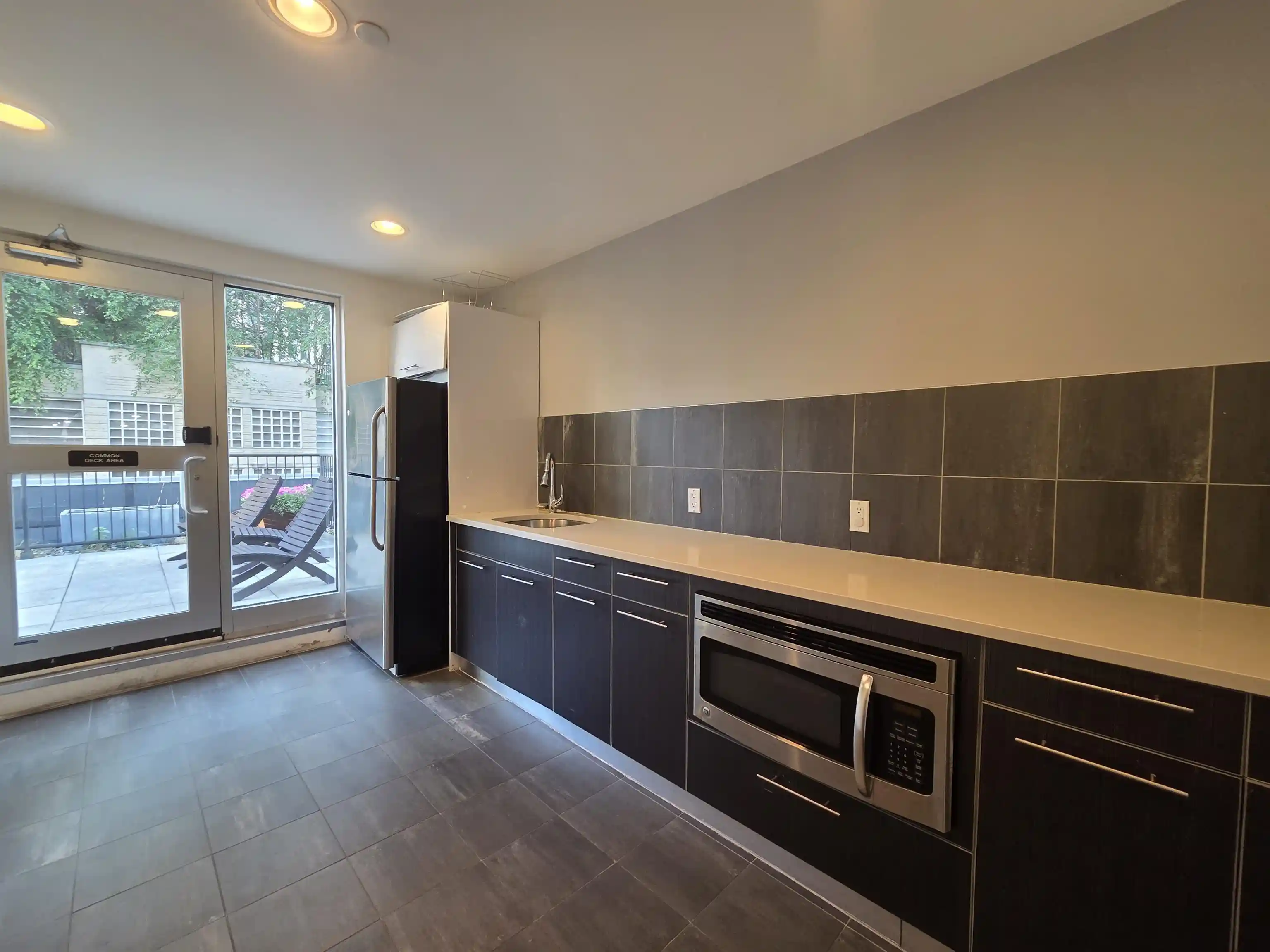 Photo 3 of Condo for sale at 154 Steuben St #401, Jersey City, NJ 07302 | MLS# 260015607 | Listing updated on 2026-10-05