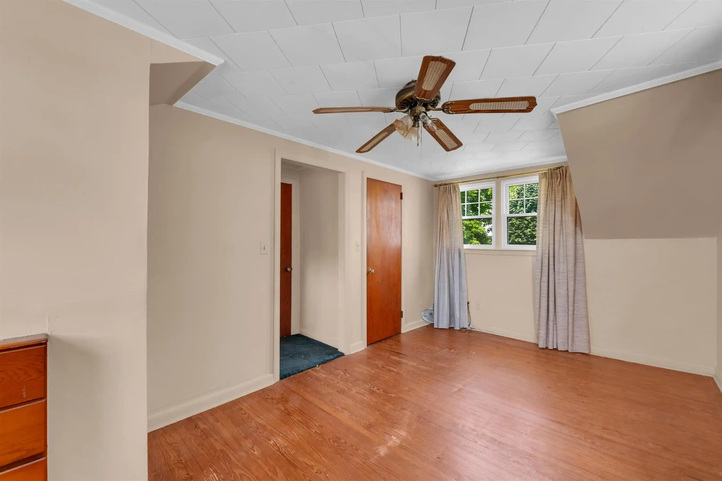 Photo 3 of Single family home for sale at 722 7th Street, Carlstadt, NJ 07072 | MLS# 260015687 | Listing updated on 2026-08-28